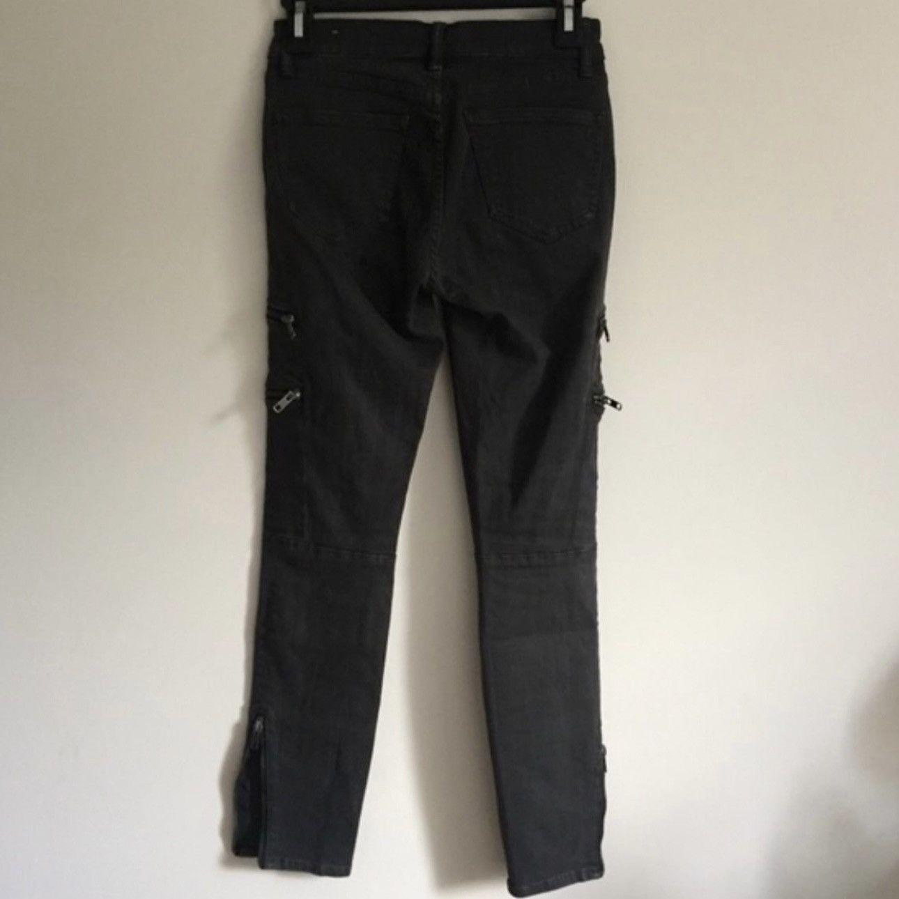 Madewell MADEWELL Black Mid Rise Multi Zipper Skinny Skinny Jeans Size 24" / US 00 / IT 34 - 7 Thumbnail