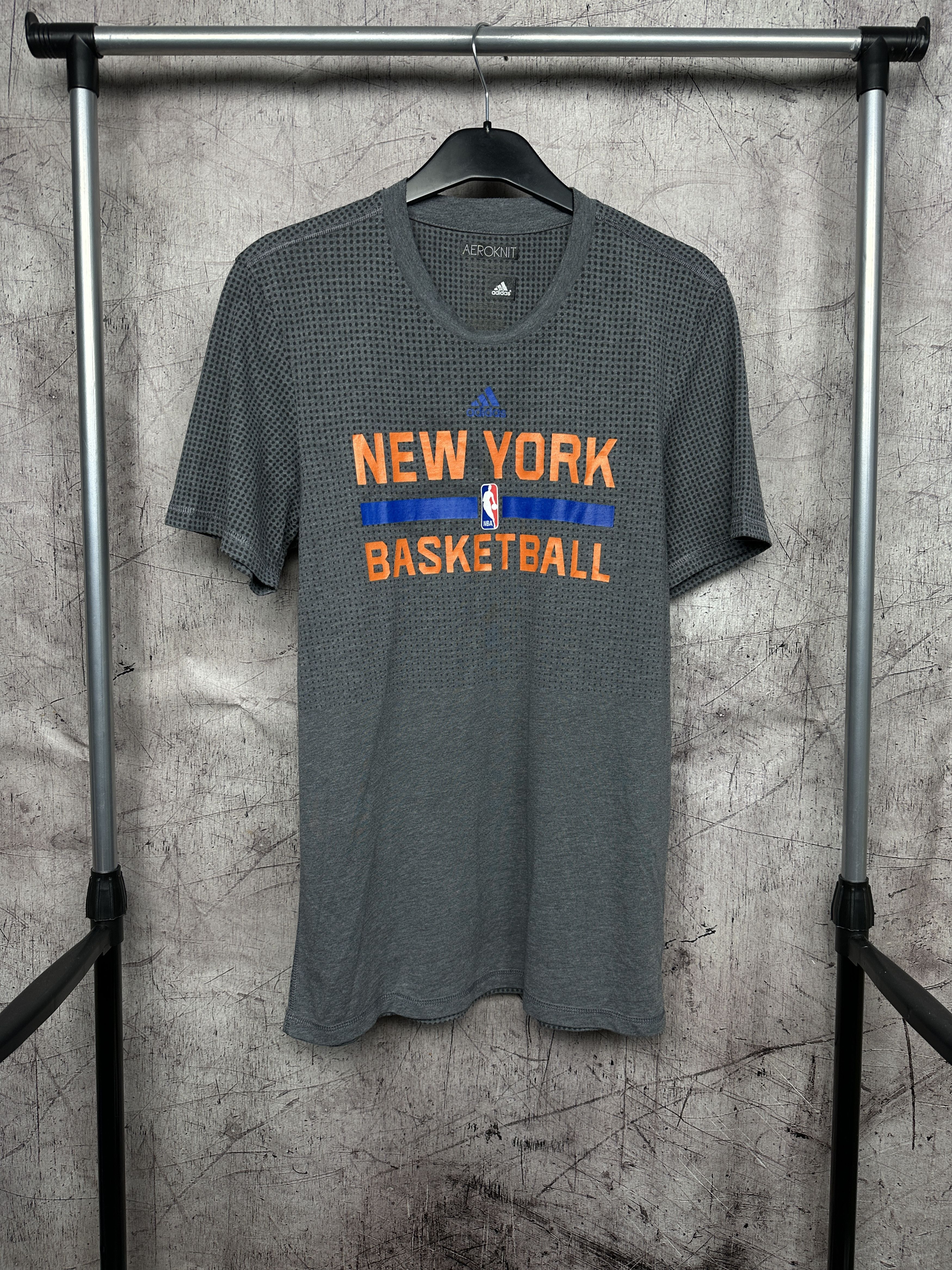 Adidas Adidas NBA Basketball Mens Aeroknit T-Shirt Size US L / EU 52-54 / 3 - 1 Thumbnail