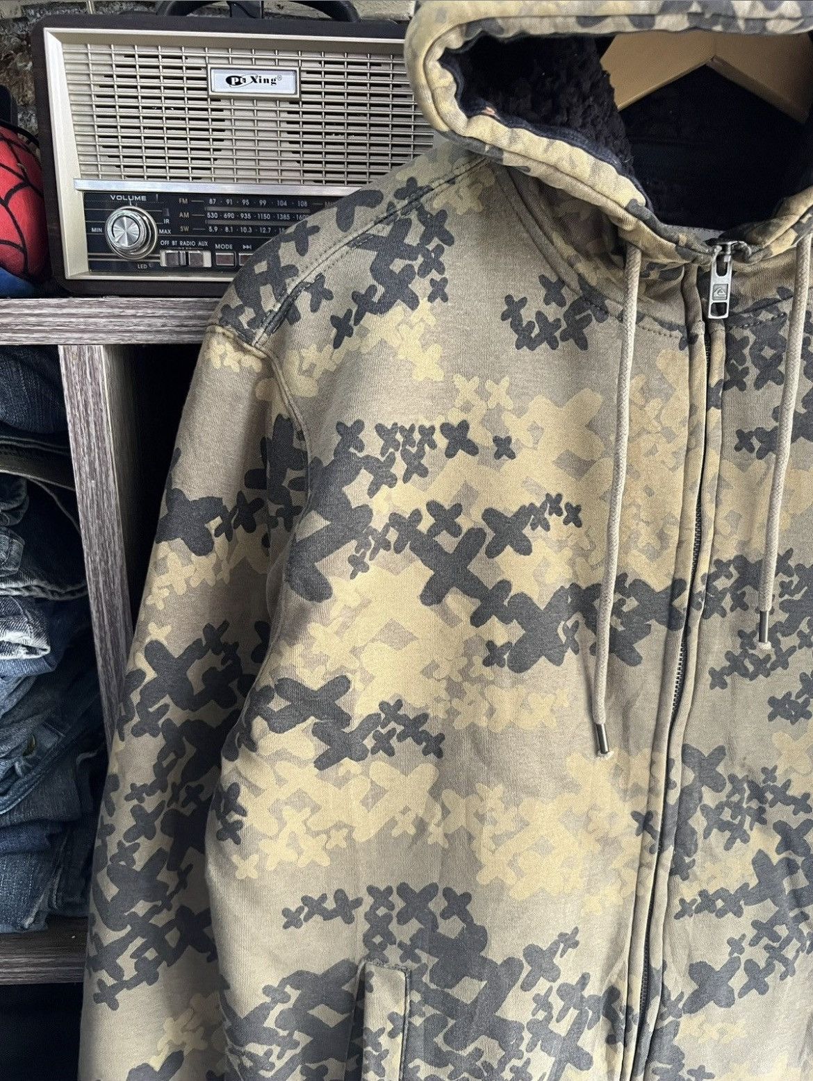 Quiksilver 🔥Quiksilver Camo Deep Pile Sherpa Zipper Hoodie Size US M / EU 48-50 / 2 - 6 Thumbnail
