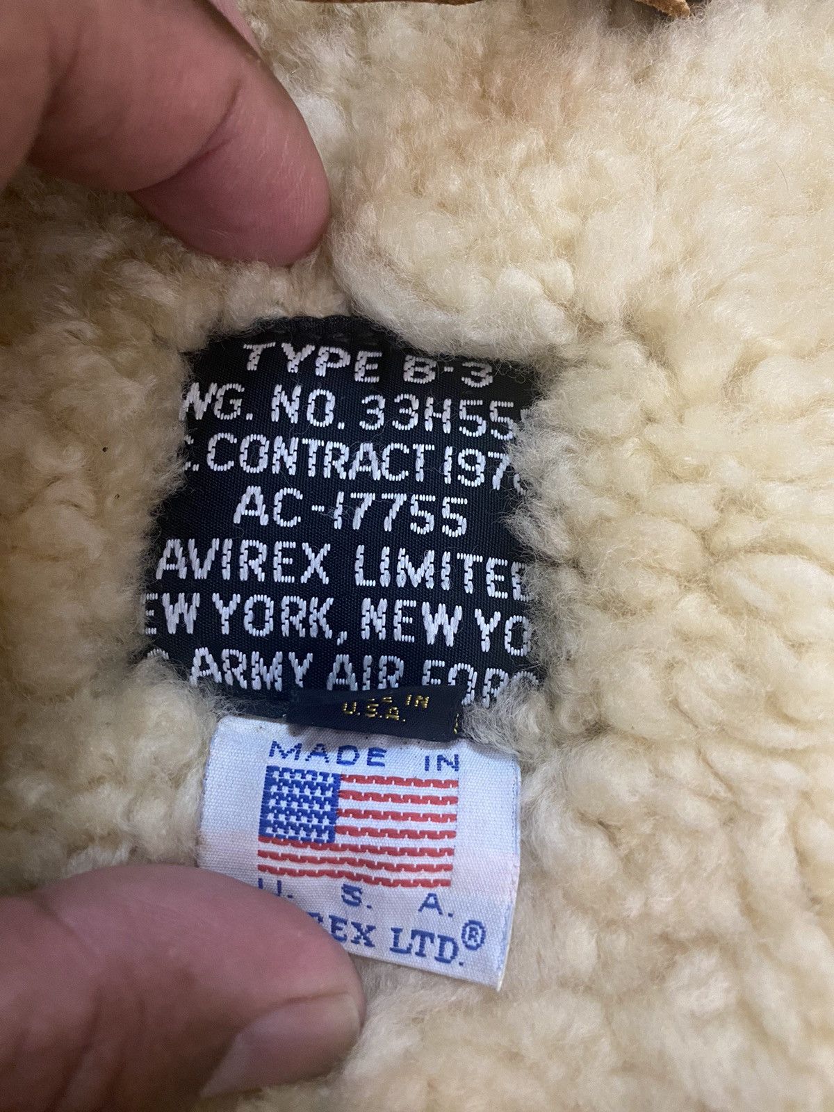 Avirex Vintage Avirex B-3 Sheepskin Flight Leather Jacket Shearling Size US L / EU 52-54 / 3 - 21 Thumbnail