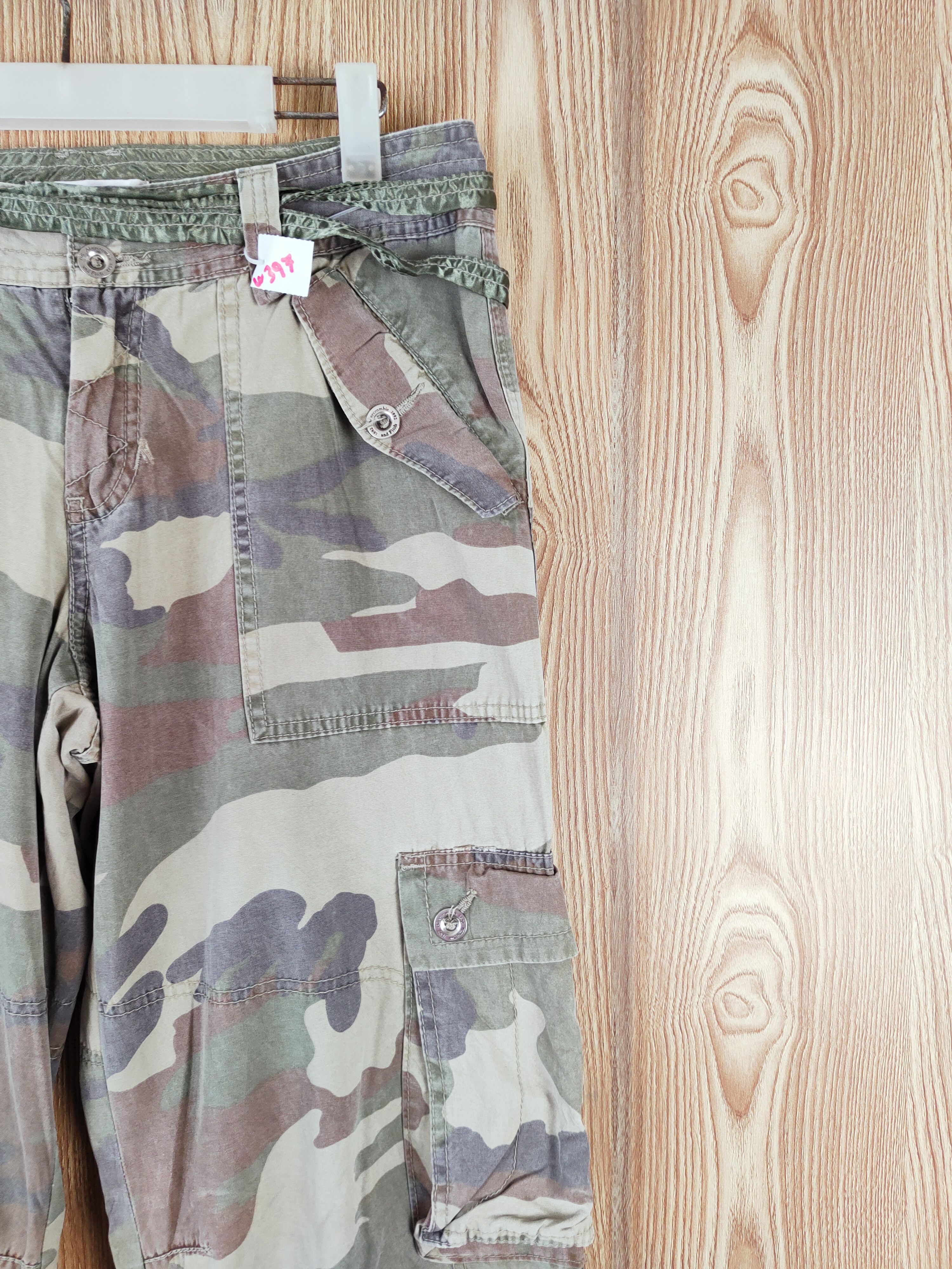 Abercrombie & Fitch Abercrombie Camouflage Multipocket Cargo Pants #W397 Size 27" / US 4 / IT 40 - 5 Thumbnail