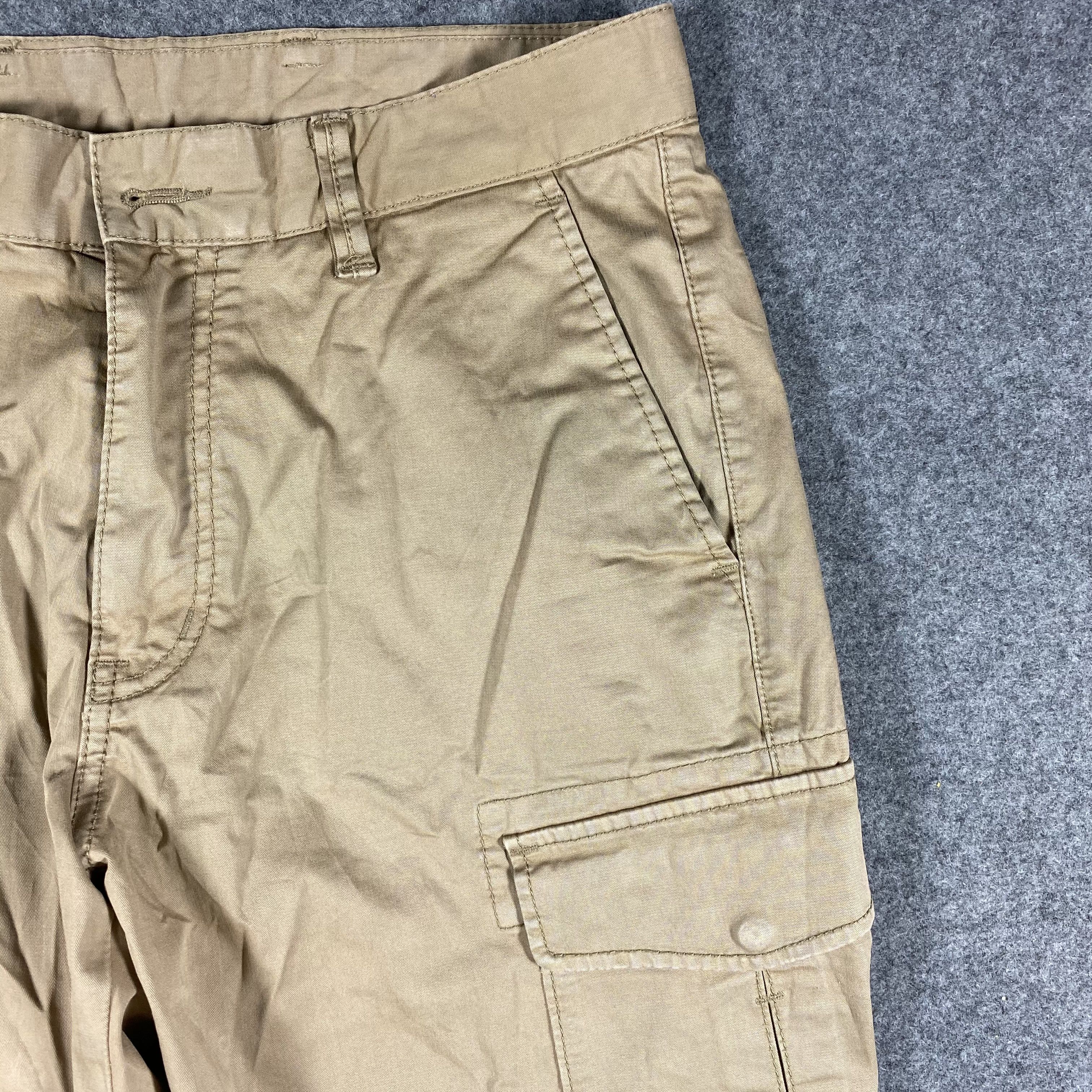 Uniqlo Japanese Brand Uniqlo Multipocket Cargo Pants Size US 30 / EU 46 - 3 Thumbnail