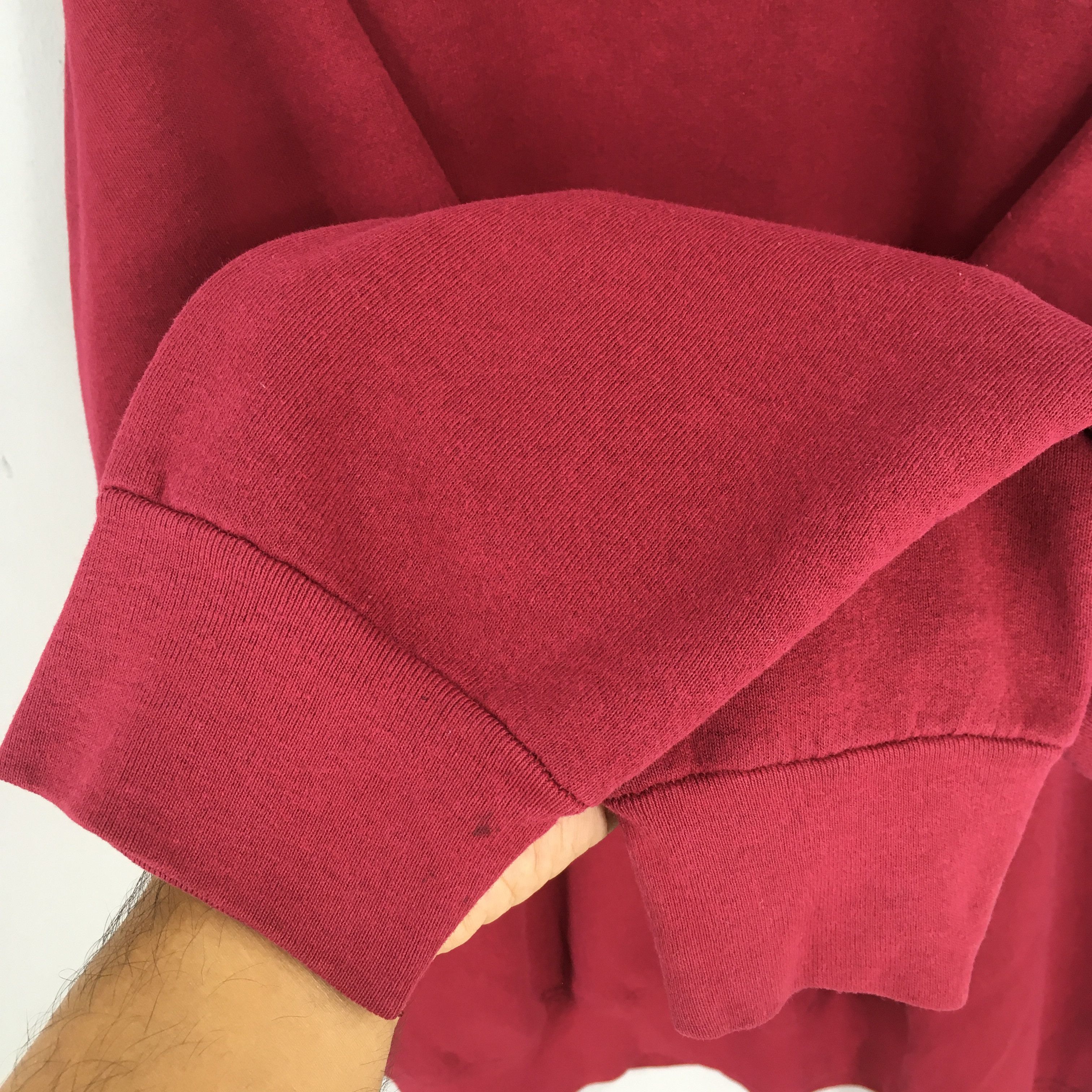 Vintage Vintage 90s Wilson Sportswear Red Sweatshirt XLarge Size US XL / EU 56 / 4 - 4 Thumbnail