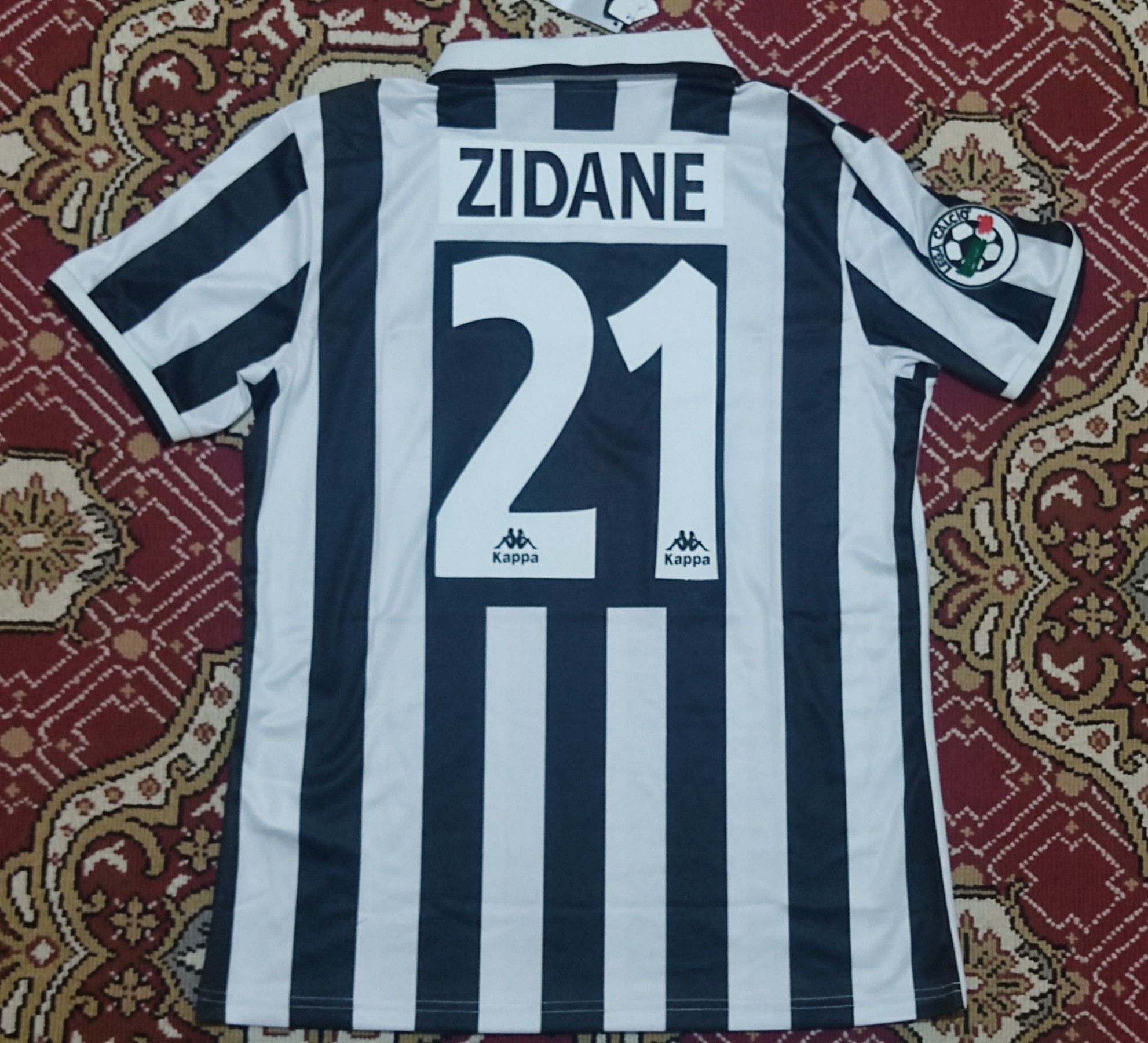 Other Zidane Juventus 96/97 Retro Jersey Vintage Shirt Size US L / EU 52-54 / 3 - 1 Thumbnail