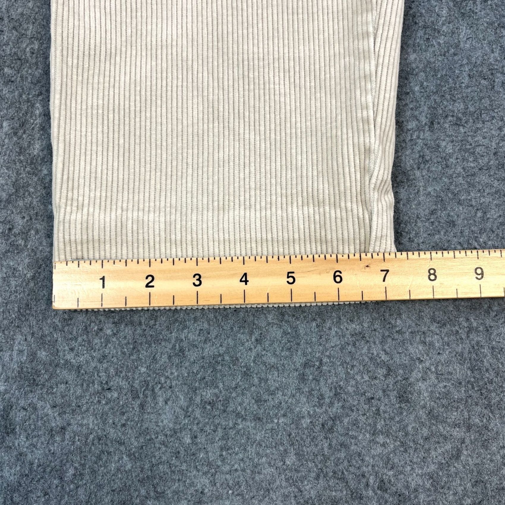 Moschino VINTAGE Moschino Jeans Corduroy Tapered 32 30 Cream Italy Made Mens Five-Pocket Design Cotton Size US 32 / EU 48 - 3 Thumbnail