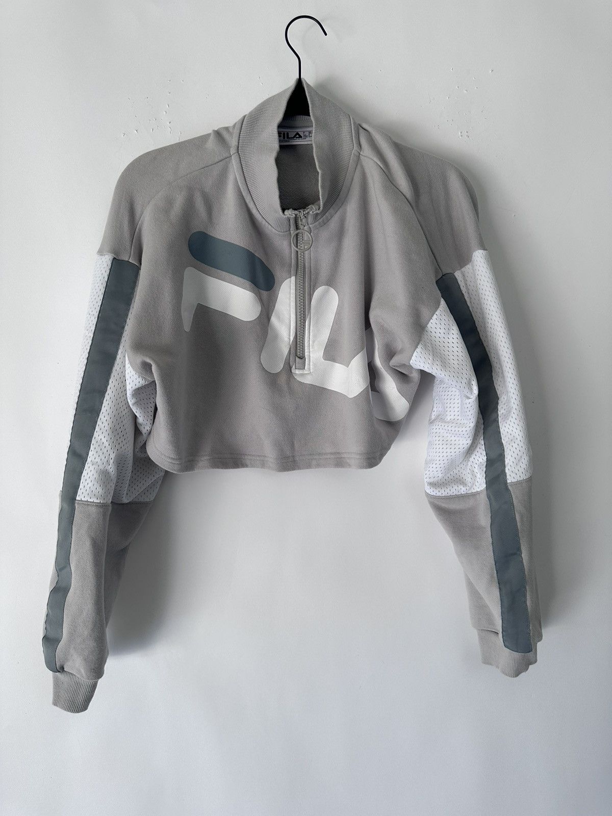 Fila Fila Cropped Zippered Sweatshirt Size S / US 4 / IT 40 - 1 Thumbnail