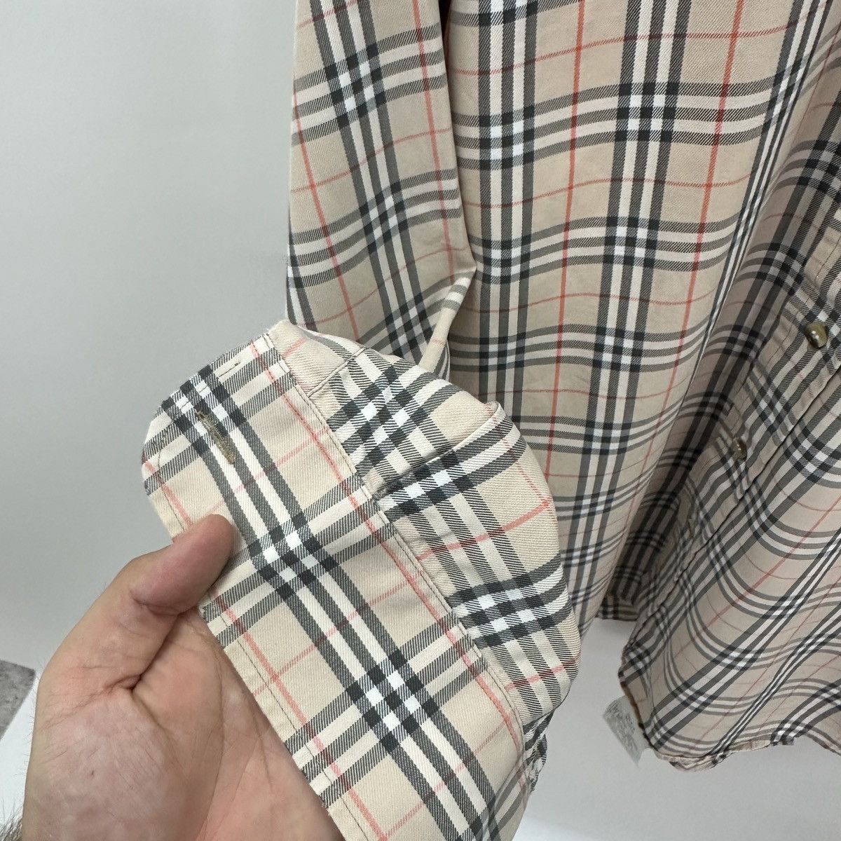 Burberry Vintage 90s Burberrys Nova Check London distressed shirt y2k Size US M / EU 48-50 / 2 - 7 Thumbnail