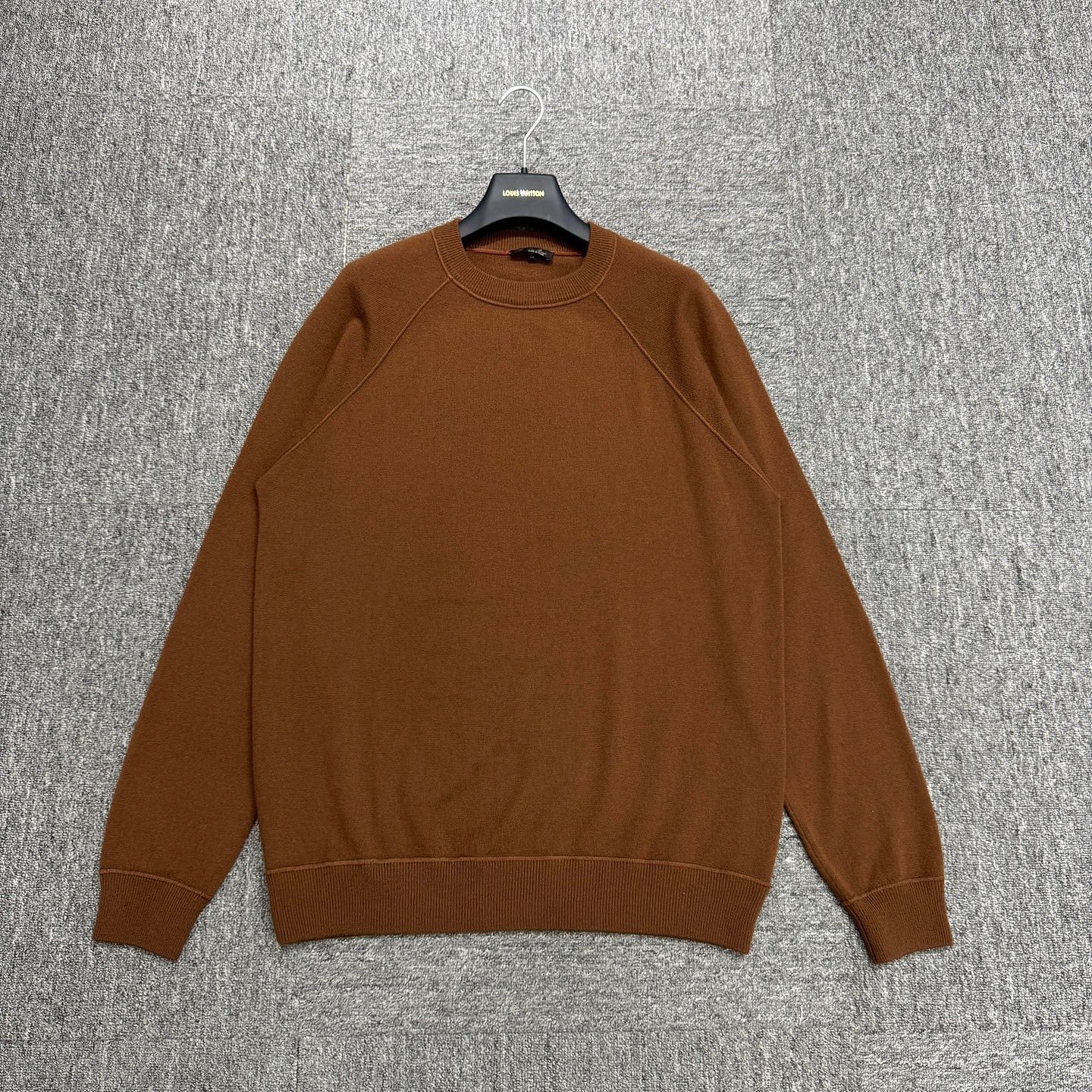 Loro Piana Loro Piana 100% Cashmere Crewneck Sweater Size L Size US L / EU 52-54 / 3 - 1 Thumbnail