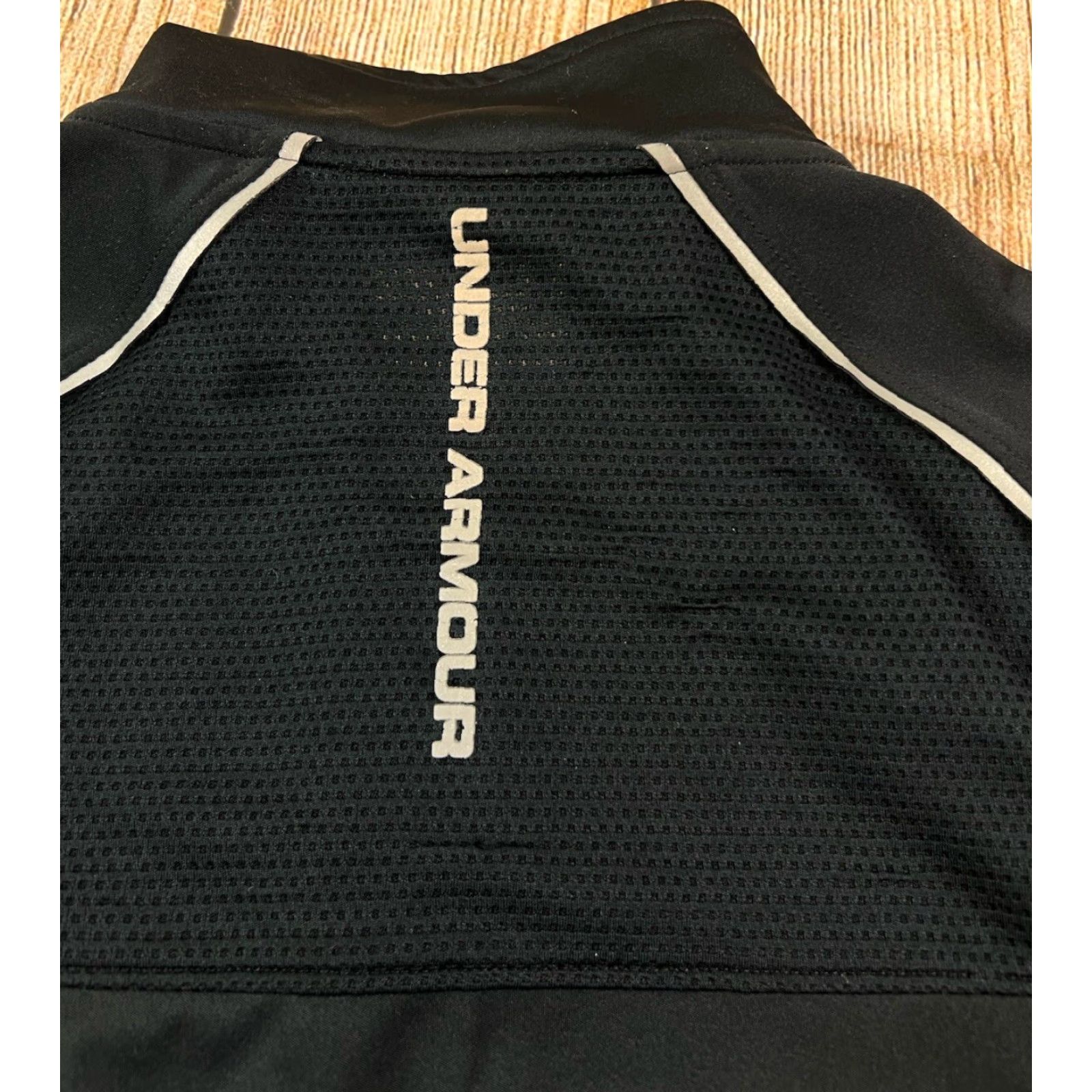 Under Armour Under armour Mens Shirt Running 1/4 Zip Pullover Longsleeve Size S Black Size US S / EU 44-46 / 1 - 5 Thumbnail