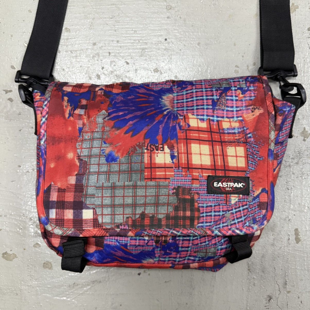 Eastpak Satoshi Nakamoto Style Eastpak Patchwork Crossbody Bag Size ONE SIZE - 2 Thumbnail