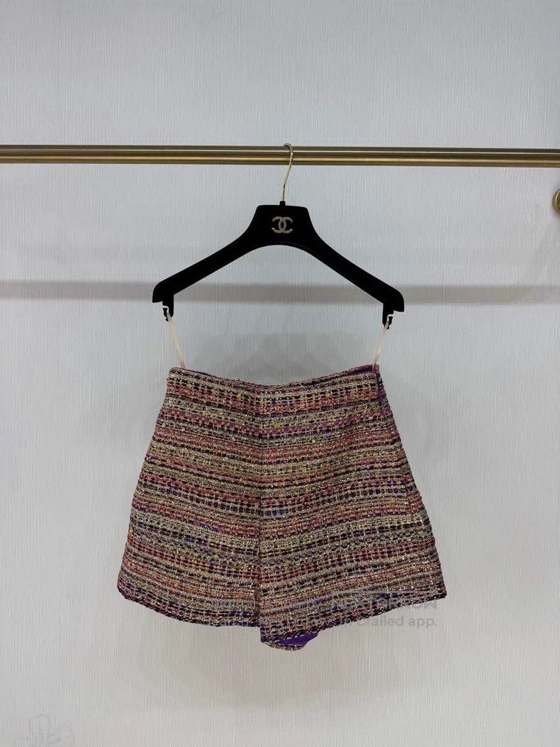 Valentino Valentino Gold thread high-waisted shorts Size 37" - 1 Thumbnail