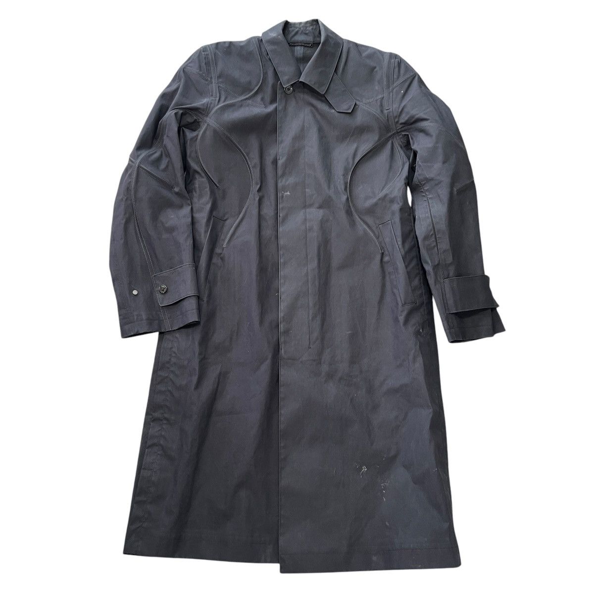 Louis Vuitton Louis Vuitton Virgil Abloh Sample Curved Seam Trench Coat Size US M / EU 48-50 / 2 - 1 Thumbnail