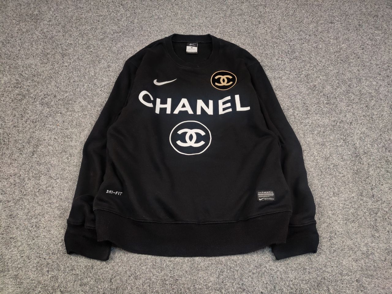 Chanel no 5 sweatshirt best sale