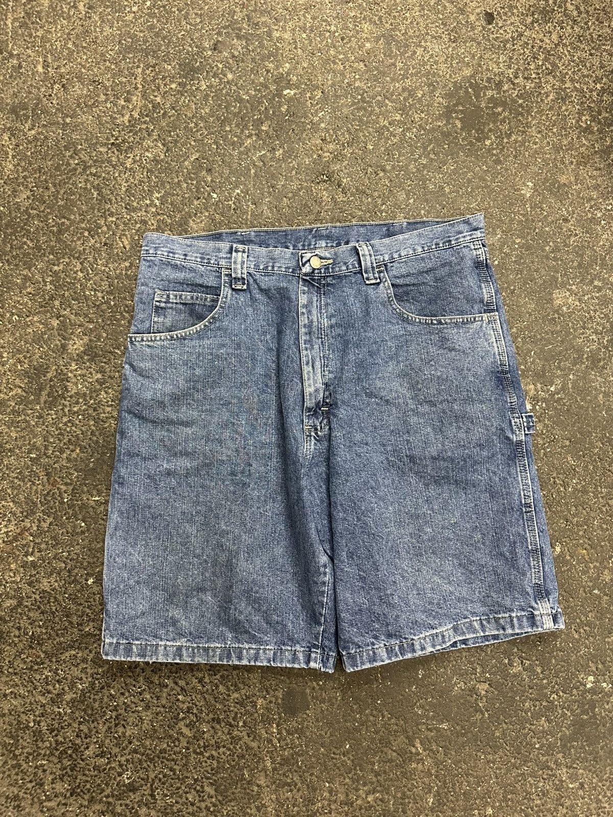 Vintage × Wrangler Y2K wrangler cargo jorts Size US 34 / EU 50 - 3 Thumbnail