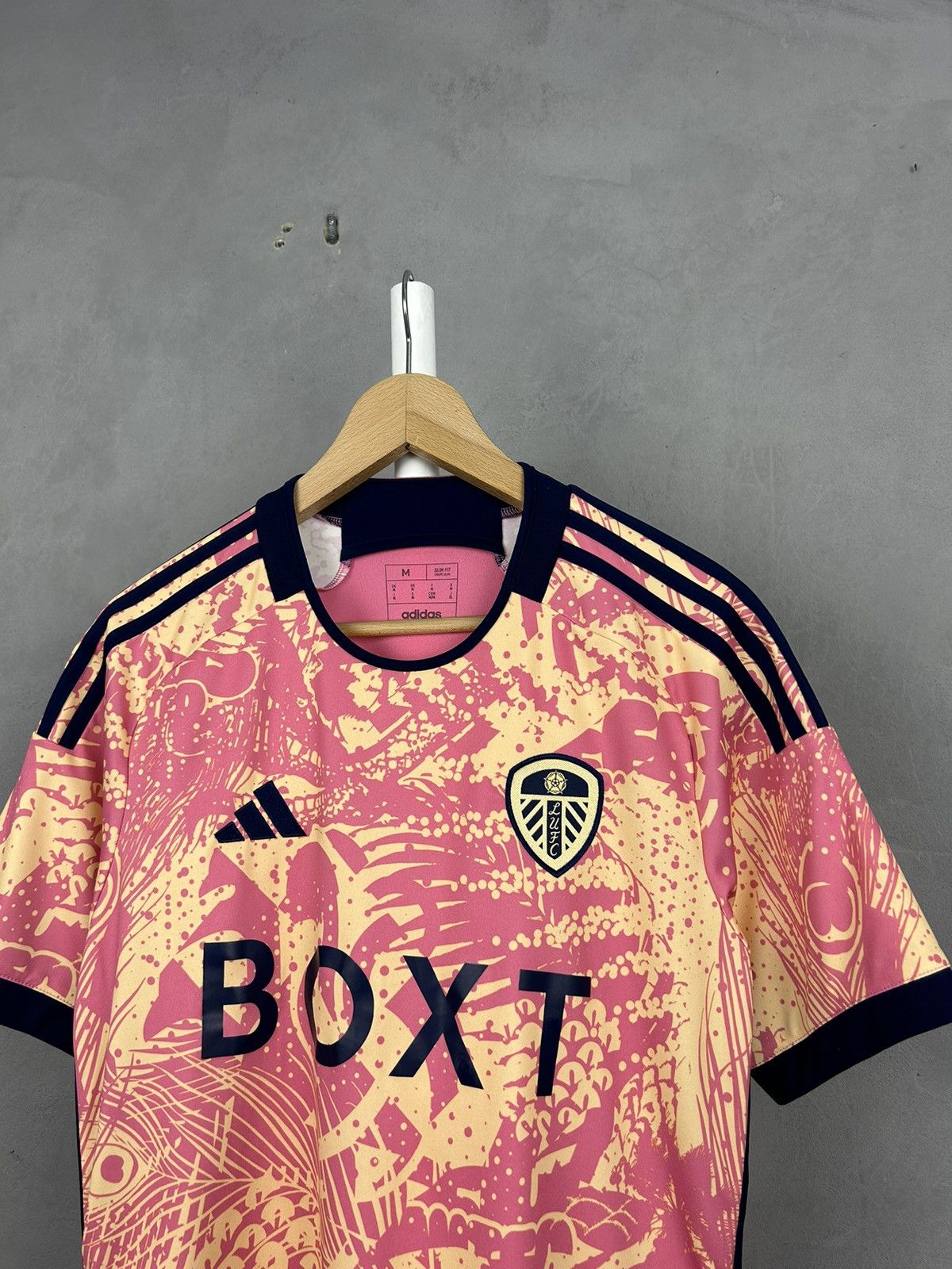 Adidas Leeds United third kit 2023/24 Adidas soccer jersey shirt Size US M / EU 48-50 / 2 - 3 Thumbnail