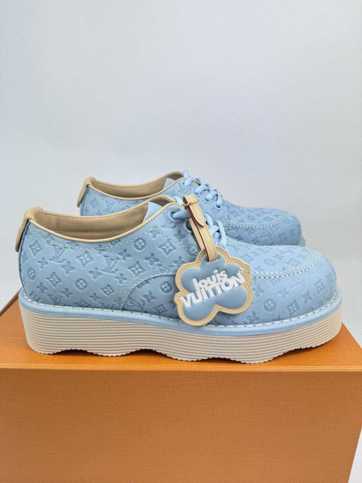 Louis Vuitton LV x TYLER THE CREATOR WAVES DERBIES 1ACWEA RARE Size US 8 / EU 41 - 1 Thumbnail