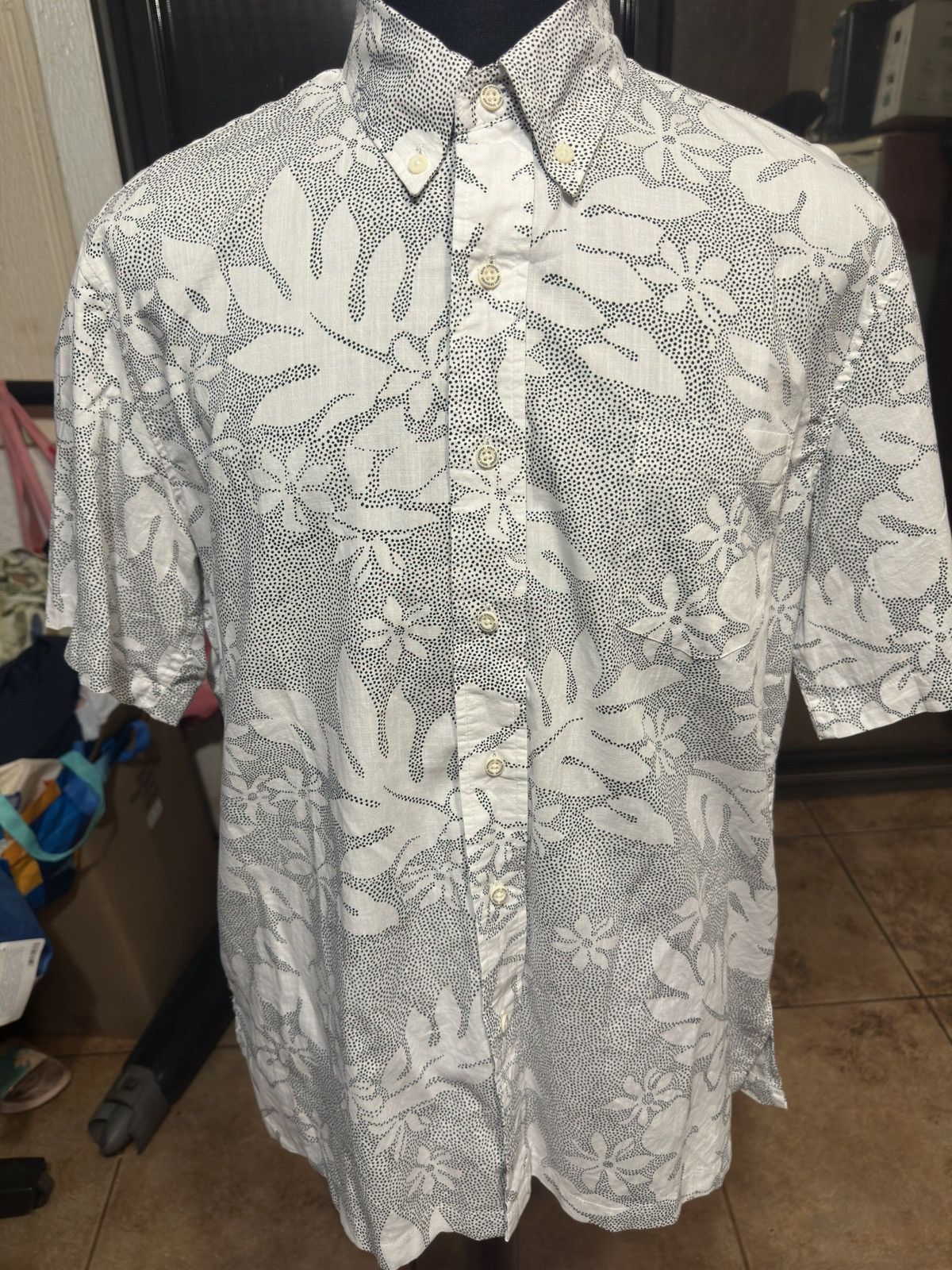 Reyn Spooner PreOwned Reyn Spooner Classic White Hawaiian Print Men's M Size US M / EU 48-50 / 2 - 1 Thumbnail
