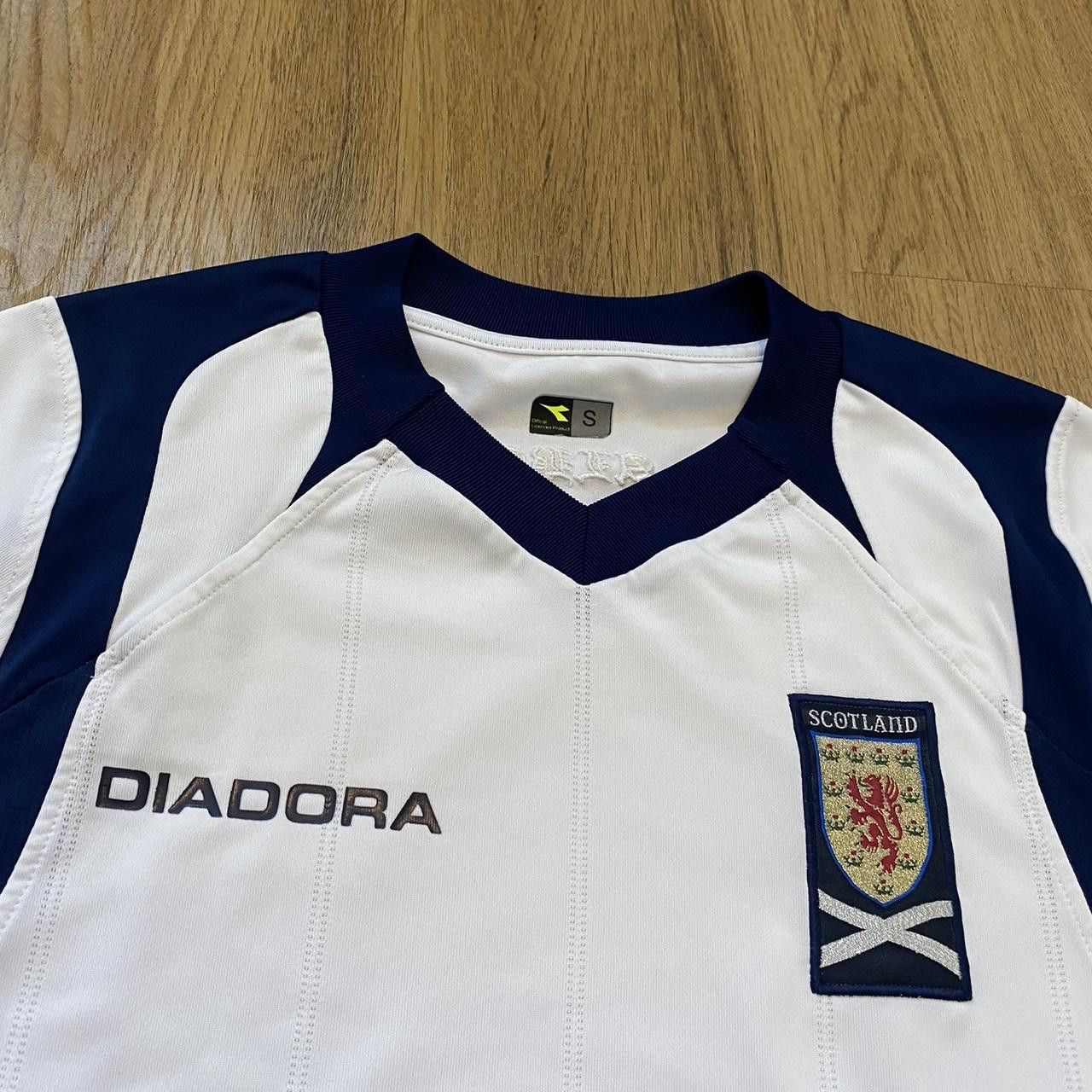 Diadora 2008-10 Scotland Diadora Away Football Shirt y2k 2000s Euro Size US S / EU 44-46 / 1 - 6 Thumbnail