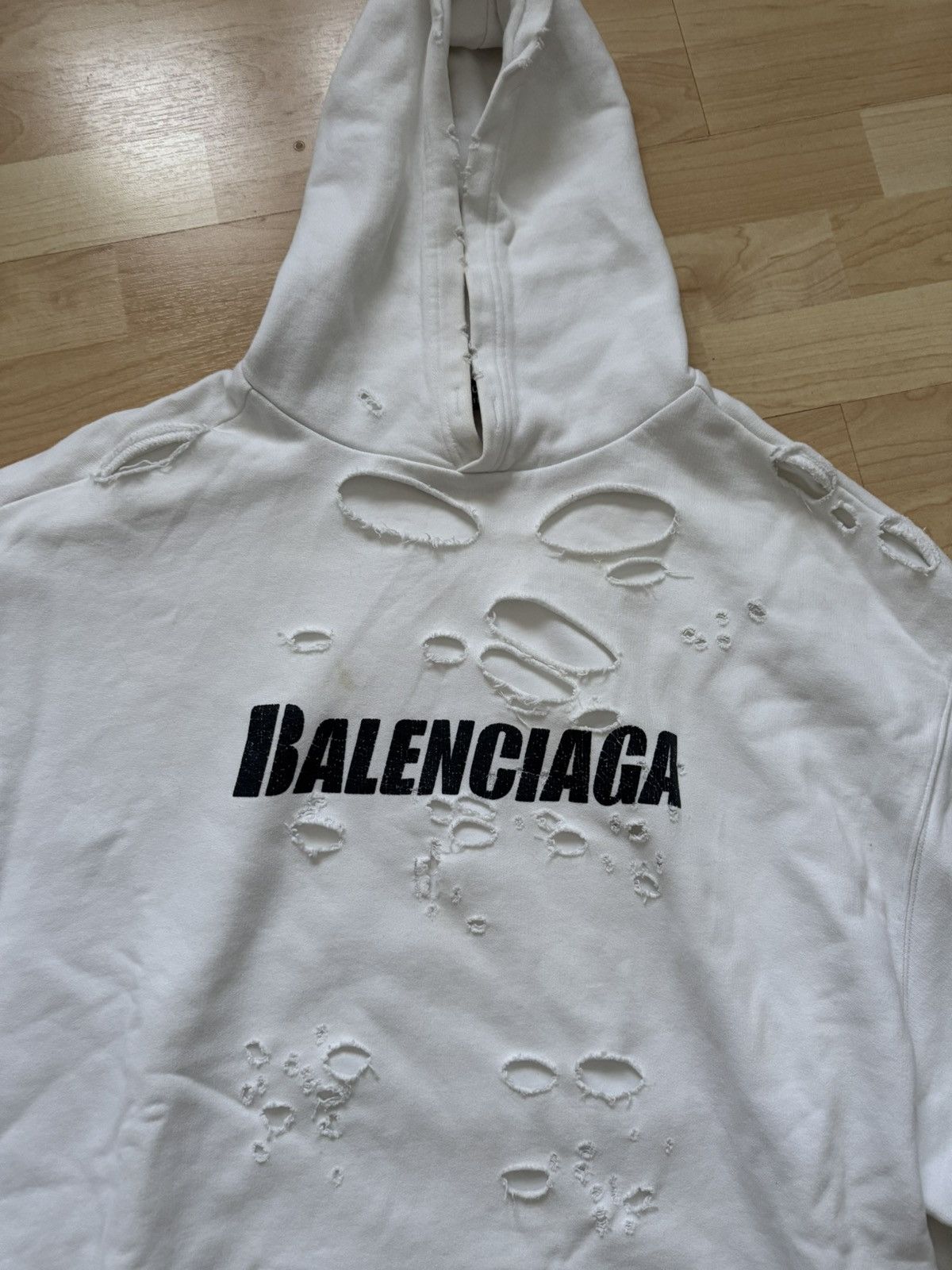 Balenciaga Balenciaga Destroyed Hoodie Size US XS / EU 42 / 0 - 1 Thumbnail