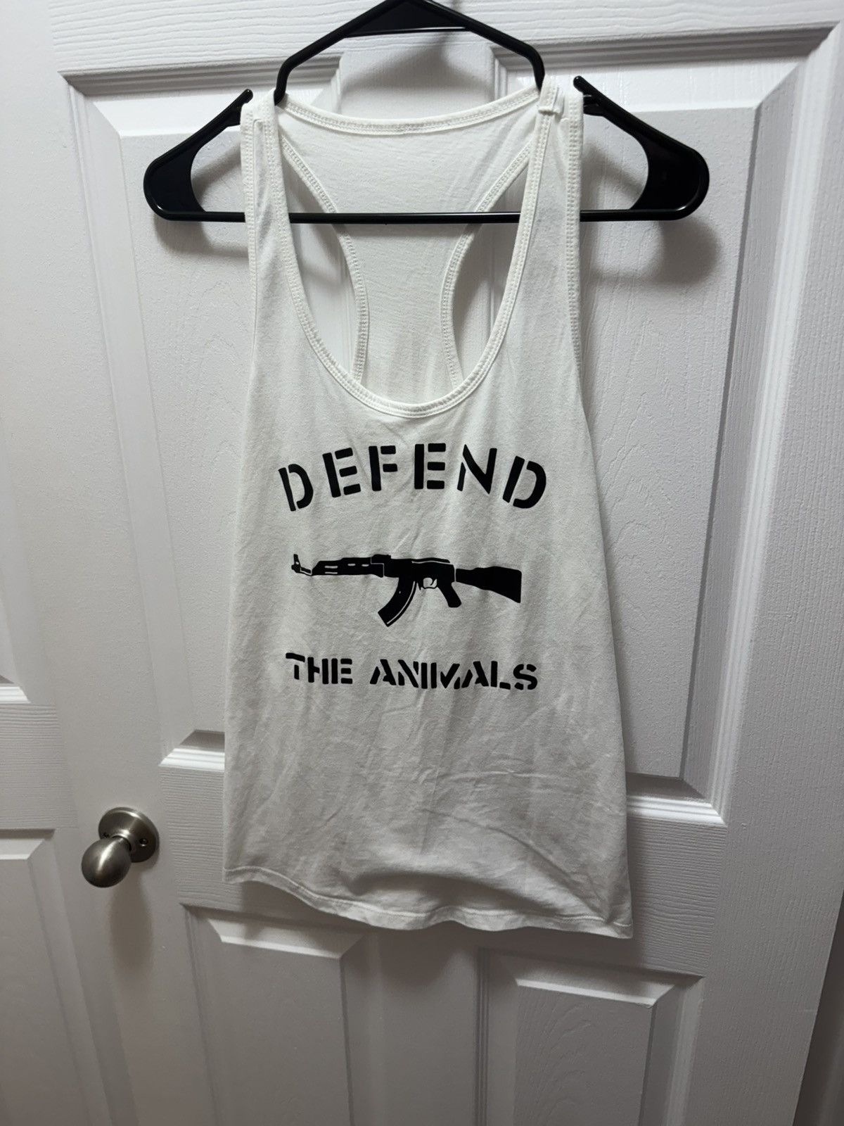 Vintage Vintage Gun AK47 Defend the Animals PETA Tank Top White Size US L / EU 52-54 / 3 - 3 Thumbnail
