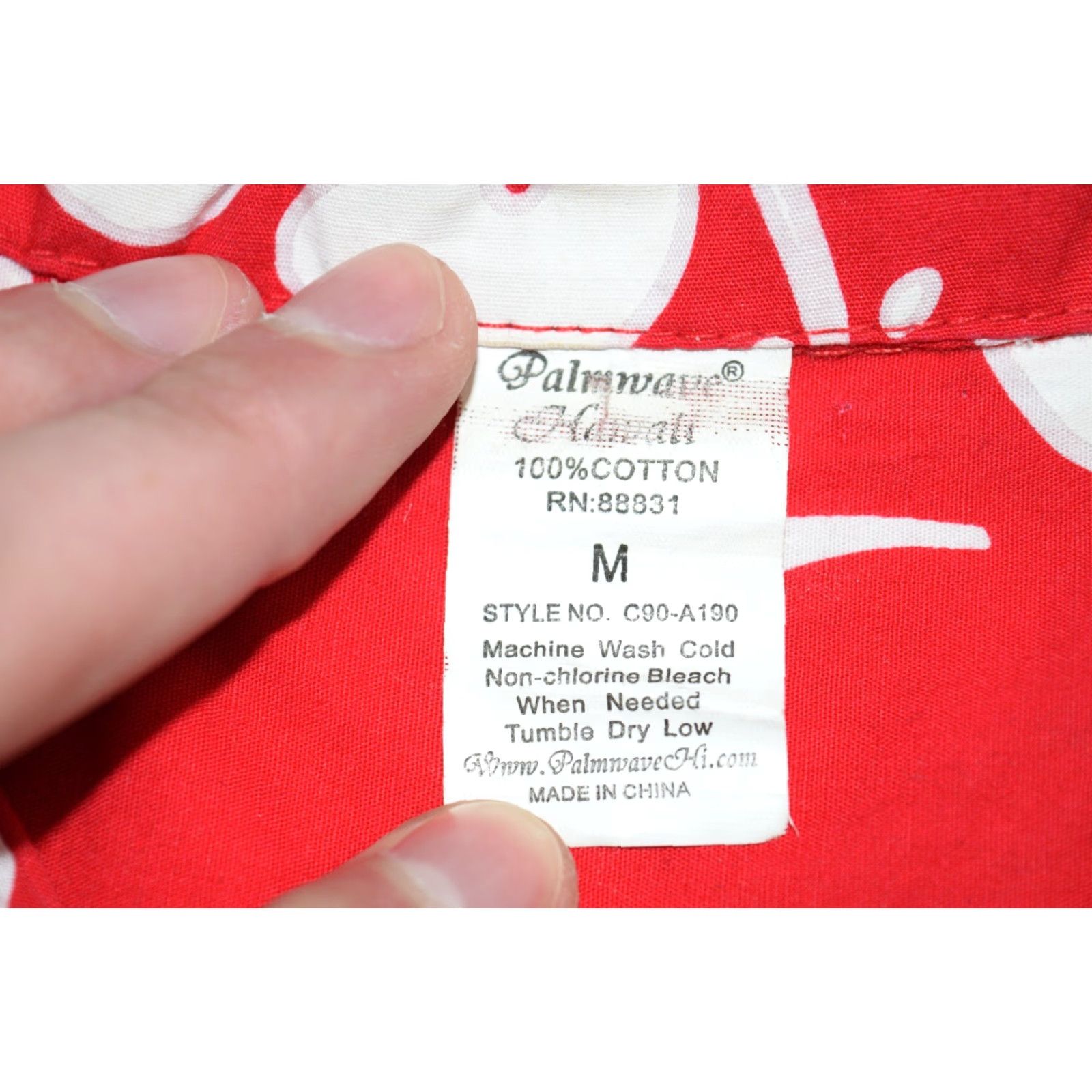 Vintage VINTAGE Palm Wave Hawaiian Camp Shirt Aloha Floral Red Hibiscus Classic Button M Mens Size US M / EU 48-50 / 2 - 6 Thumbnail
