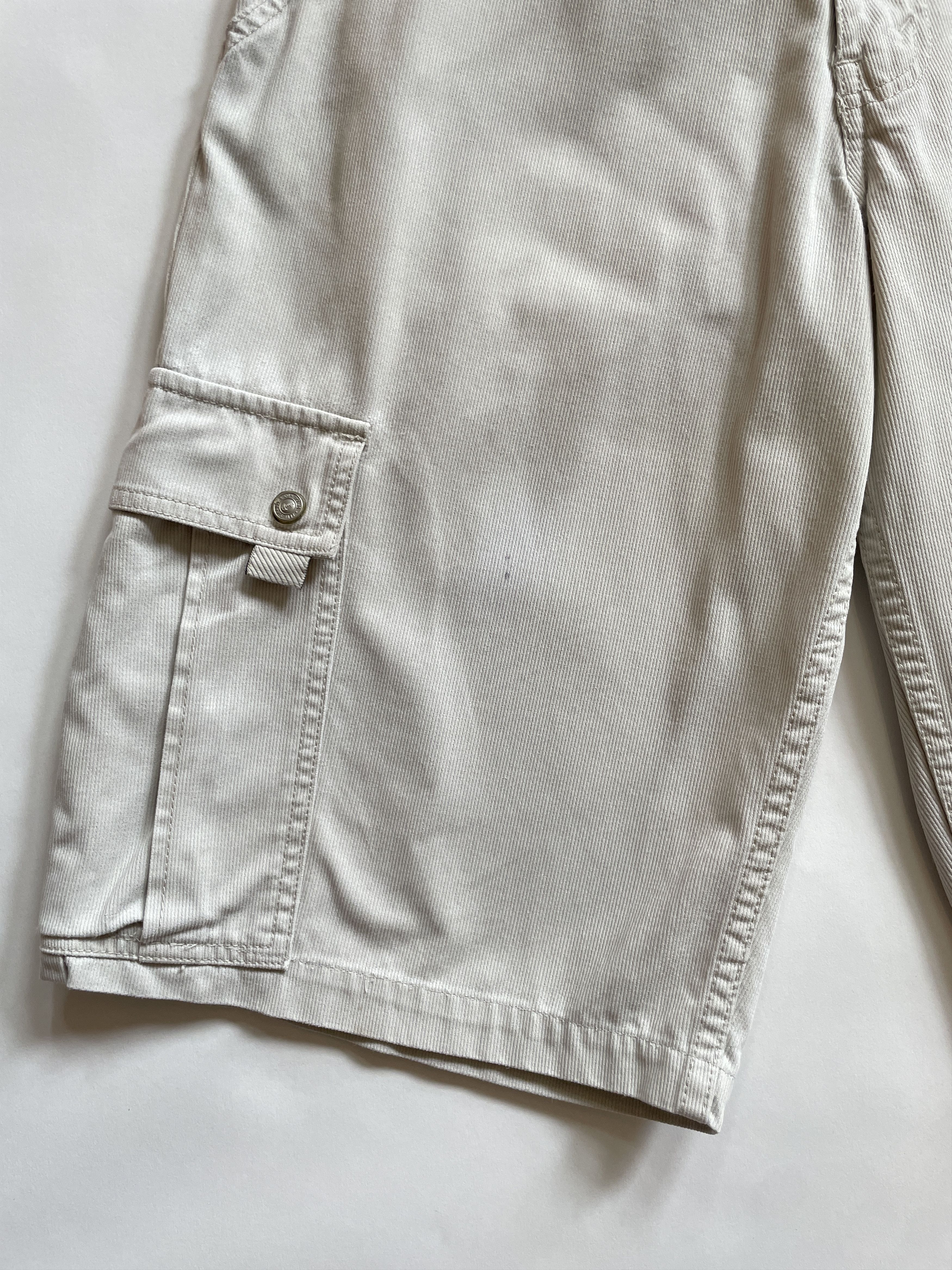 Levi's 2000s Levi's Silver Tab Baggy Off White Khaki Cargo Shorts Size US 32 / EU 48 - 7 Thumbnail