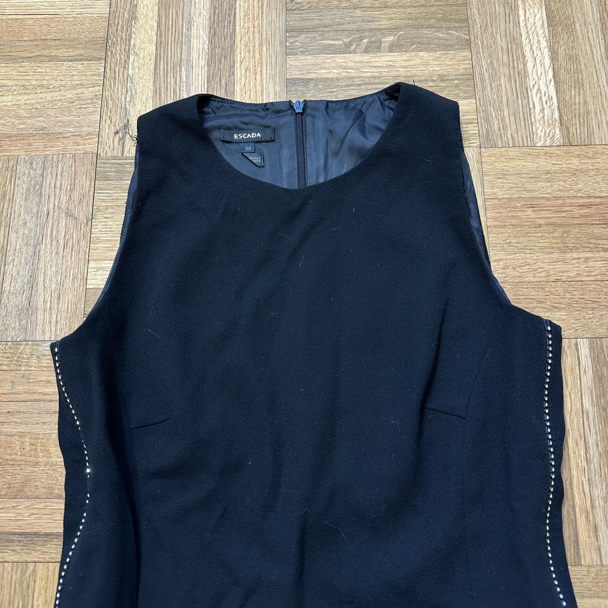 Escada Vintage Escada wool sleeveless top Size XS / US 0-2 / IT 36-38 - 3 Thumbnail