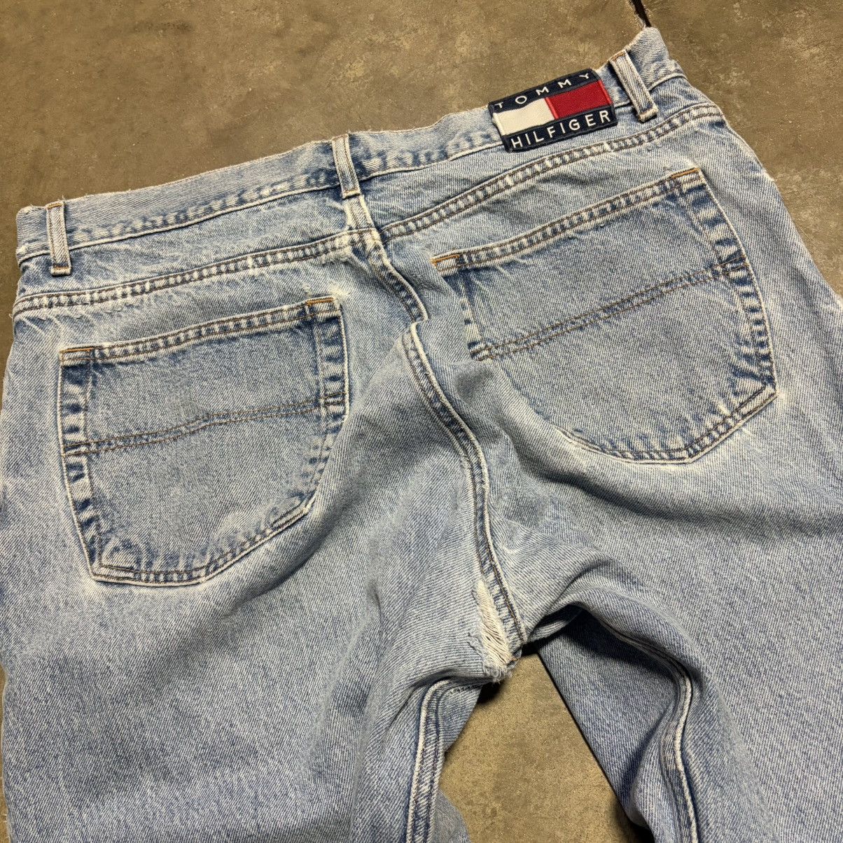 Tommy Hilfiger Vintage Tommy Hilfiger Baggy Denim Jeans Loose Faded 90s USA Size US 36 / EU 52 - 13 Thumbnail