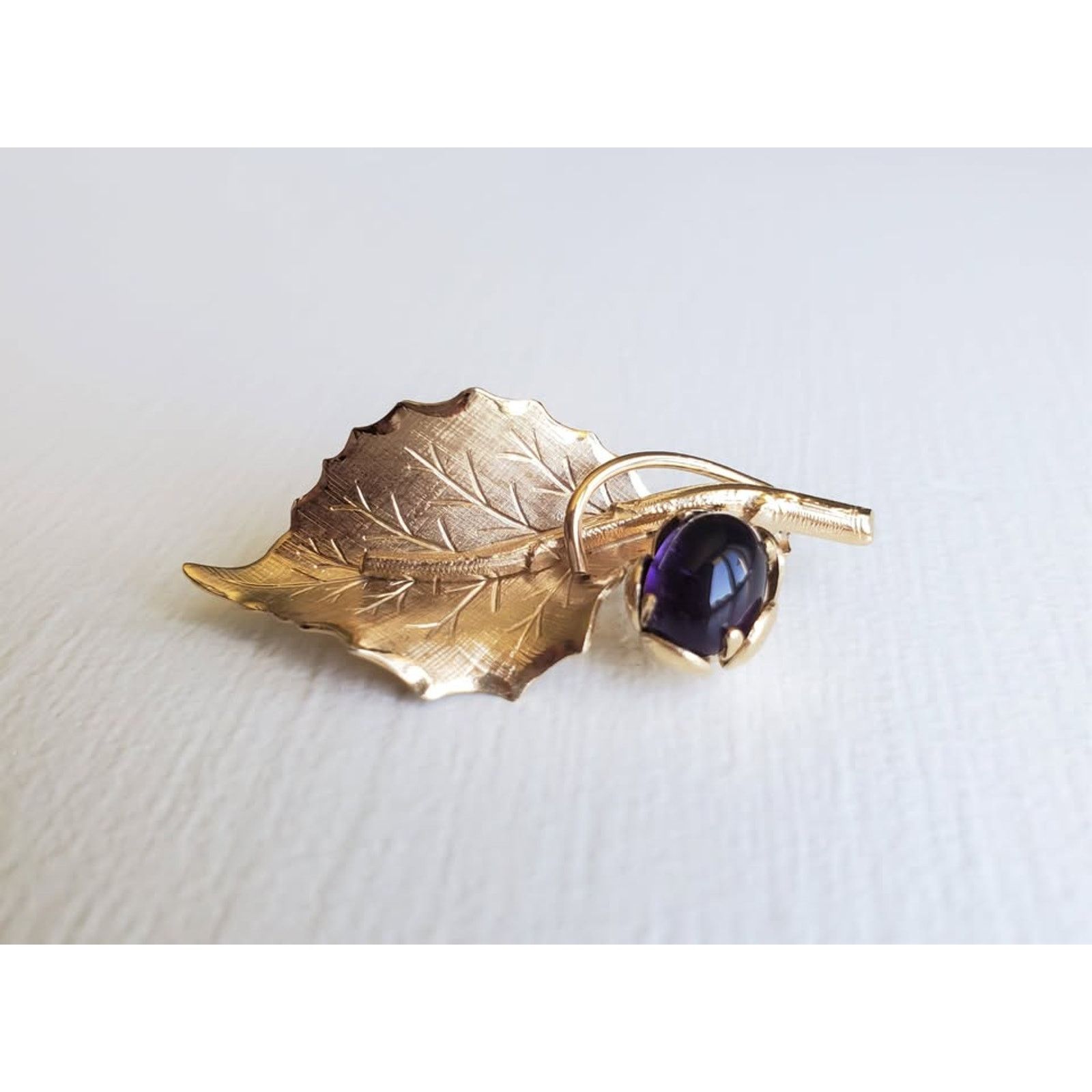 Unknown London Vintage Amethyst Floral Gold-Fill Brooch Set – Made by Wells Size ONE SIZE - 3 Thumbnail