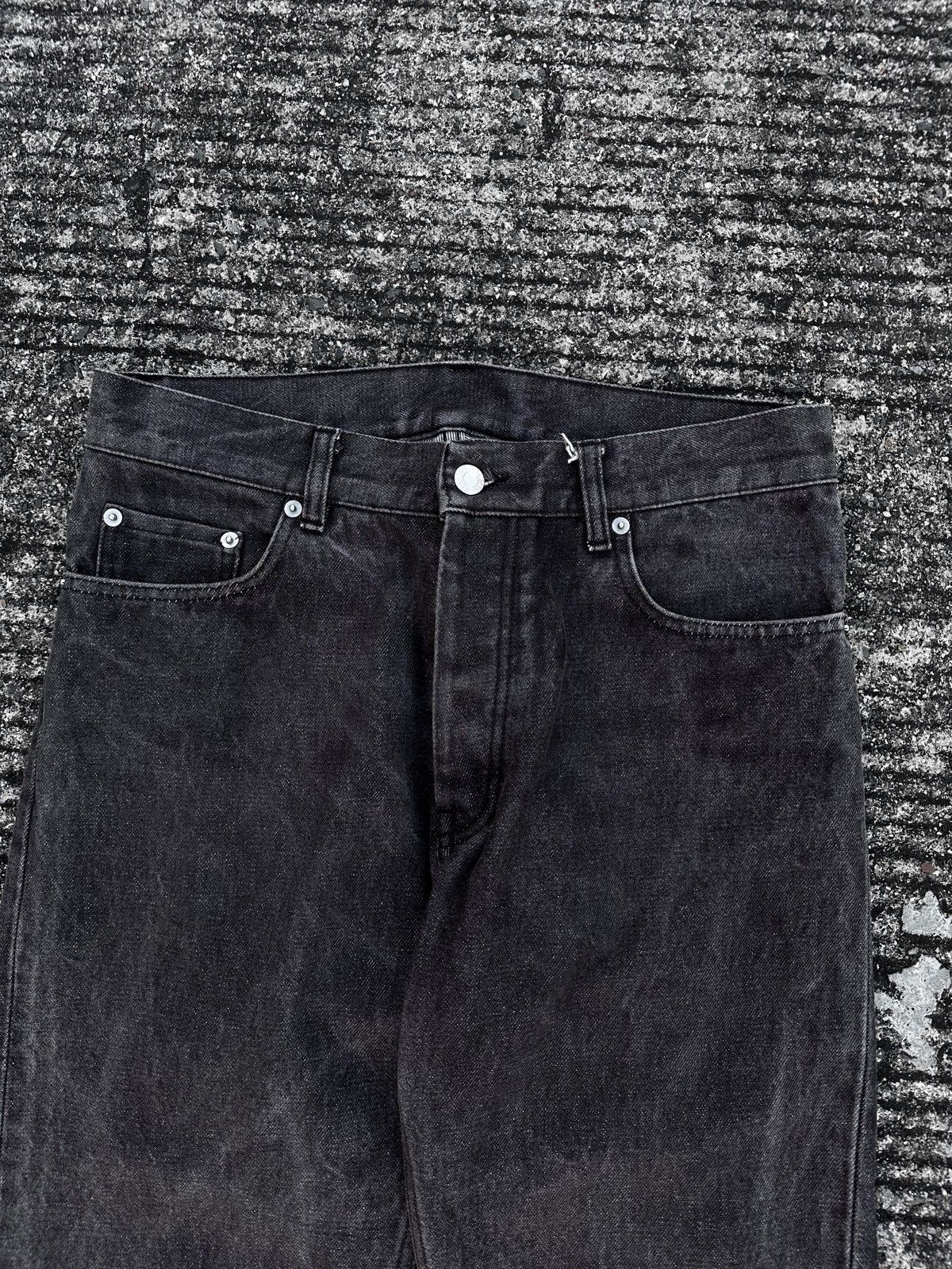 Helmut Lang Helmut Lang Dark Grey Classic Raw Denim Size US 31 - 2 Thumbnail