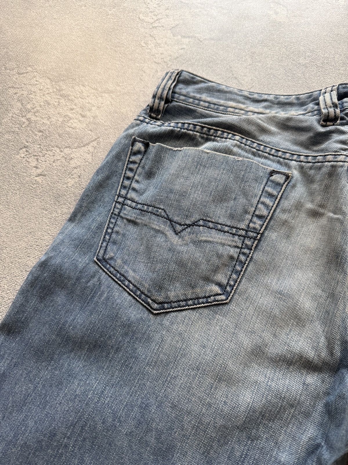 Diesel Vintage 90’s Diesel Jeans Avantgarde Pocket Designer Japanes Size US 33 - 15 Thumbnail