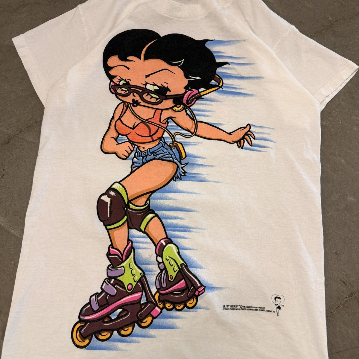 Vintage Vintage 1994 Rollerblading Betty Boop Tee Size US S / EU 44-46 / 1 - 3 Thumbnail