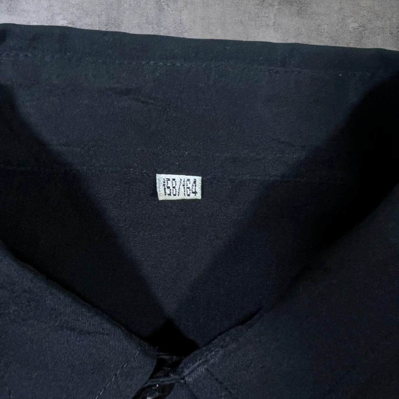 Vintage VINTAGE Early 00's Goth Y2K Flaming Skull Graphic Black Polyester Shirt Small Medium Short Sleeve Button-Up Mens Size US S / EU 44-46 / 1 - 3 Thumbnail