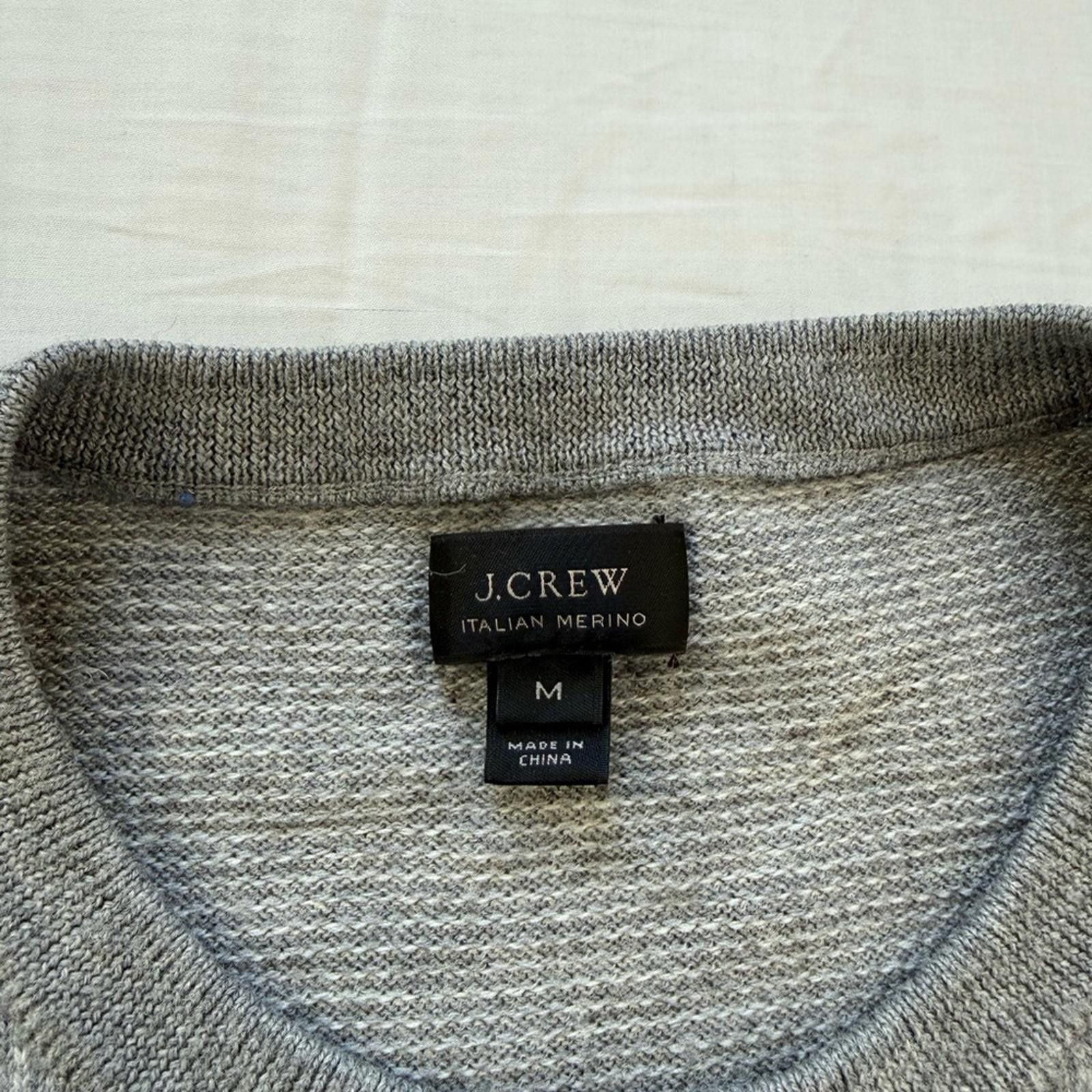 J.Crew J.Crew Men's Classic Gray Crewneck Sweater Size US M / EU 48-50 / 2 - 2 Thumbnail