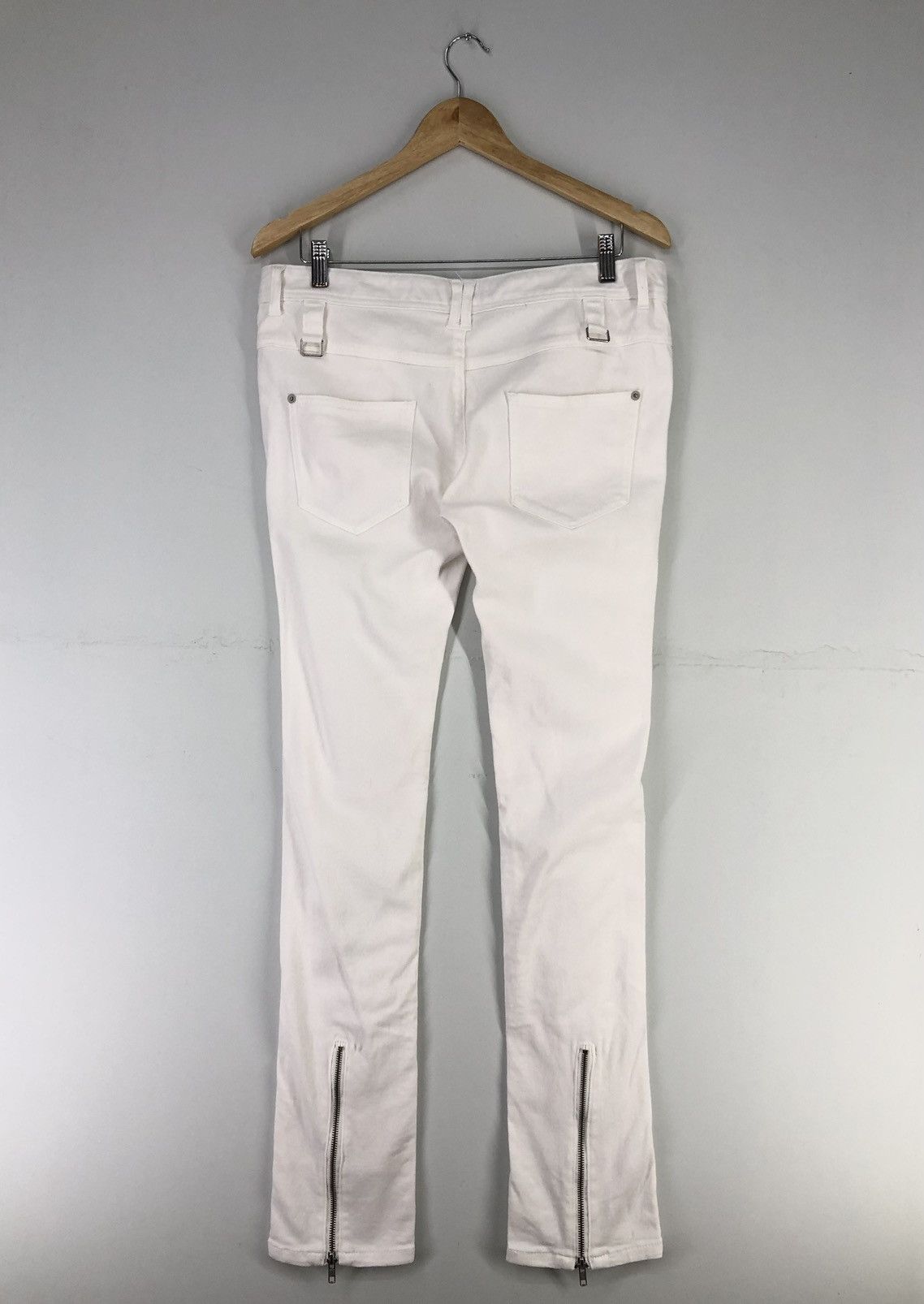 Japanese Brand Japanese Brand Glad News Distressed Flare White Jeans Size US 33 - 2 Thumbnail