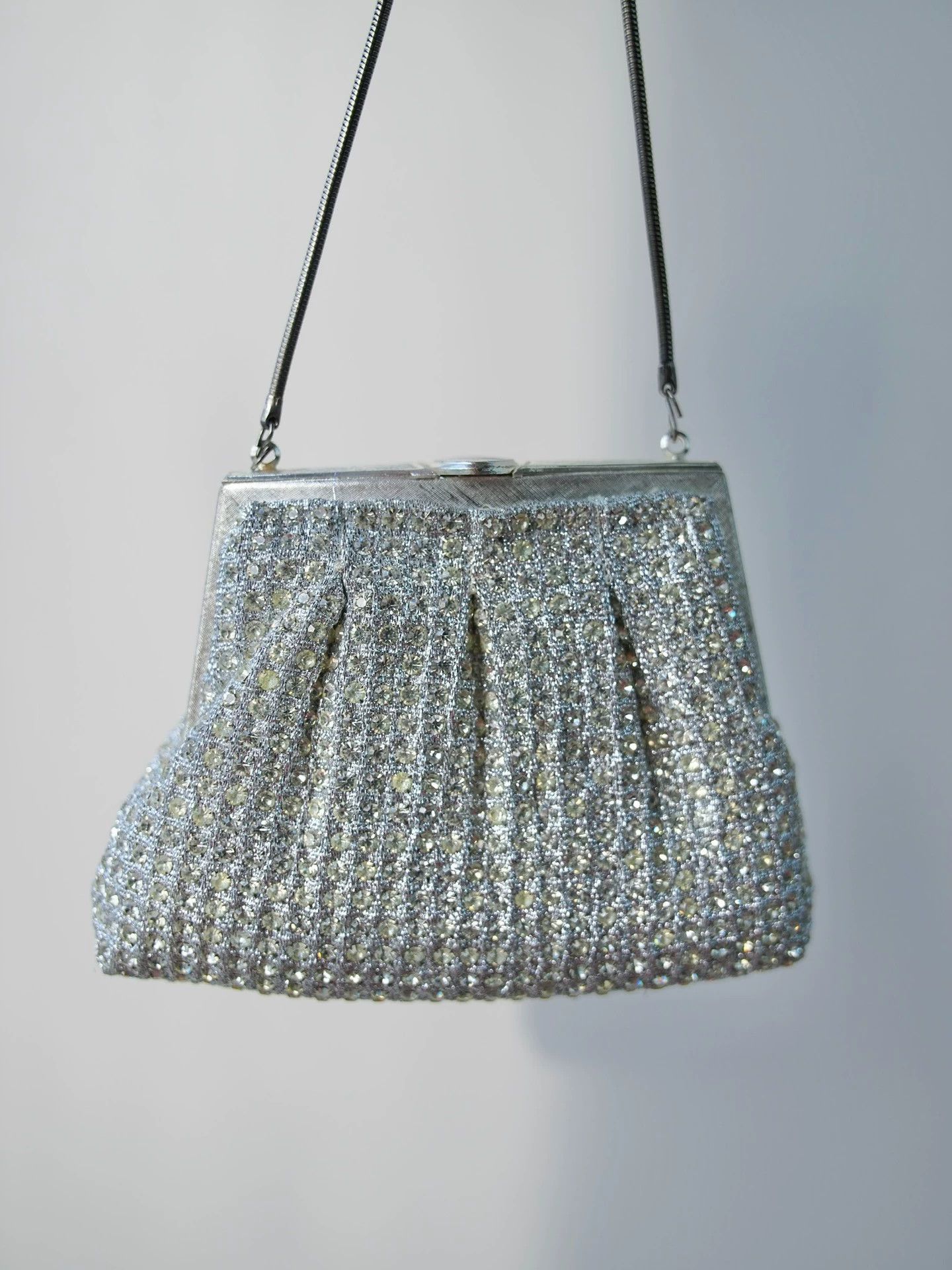 Vintage Vintage Crystal Woven Silver Base White Evening Clutch Size ONE SIZE - 4 Thumbnail