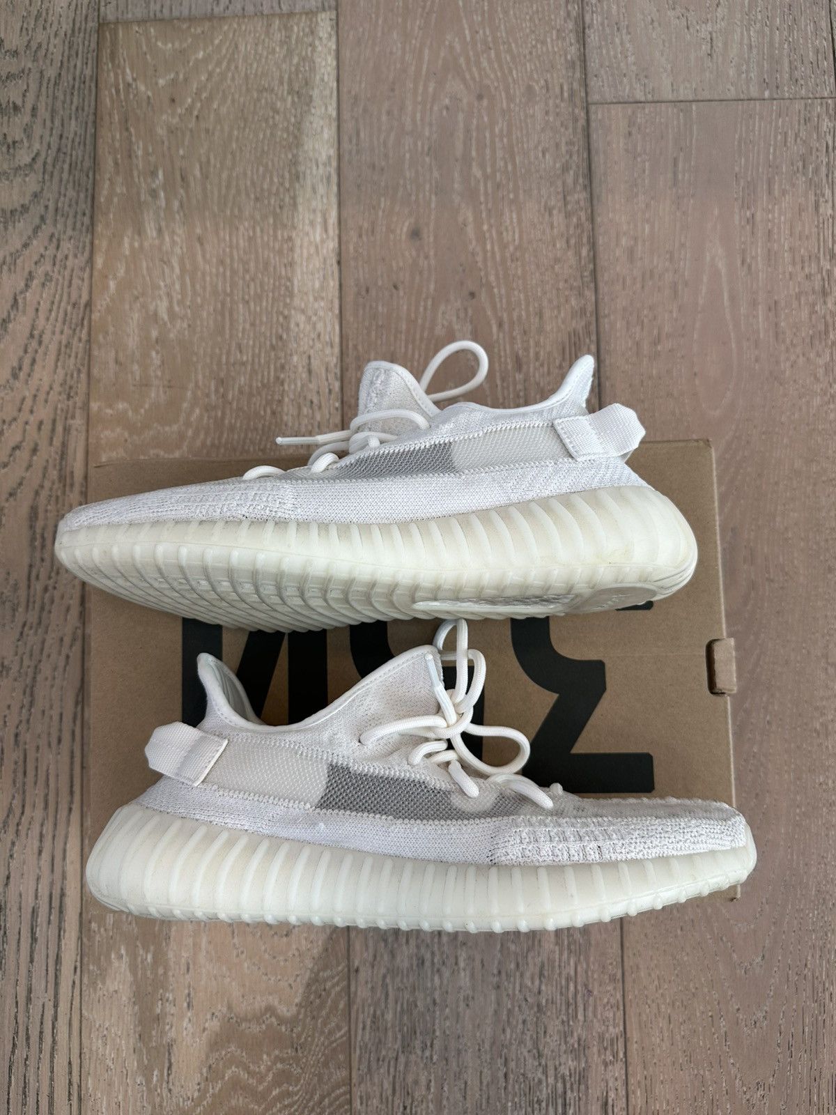 Yeezy adidas Yeezy Boost 350 V2 Bone Size US 9.5 / EU 42-43 - 4 Thumbnail