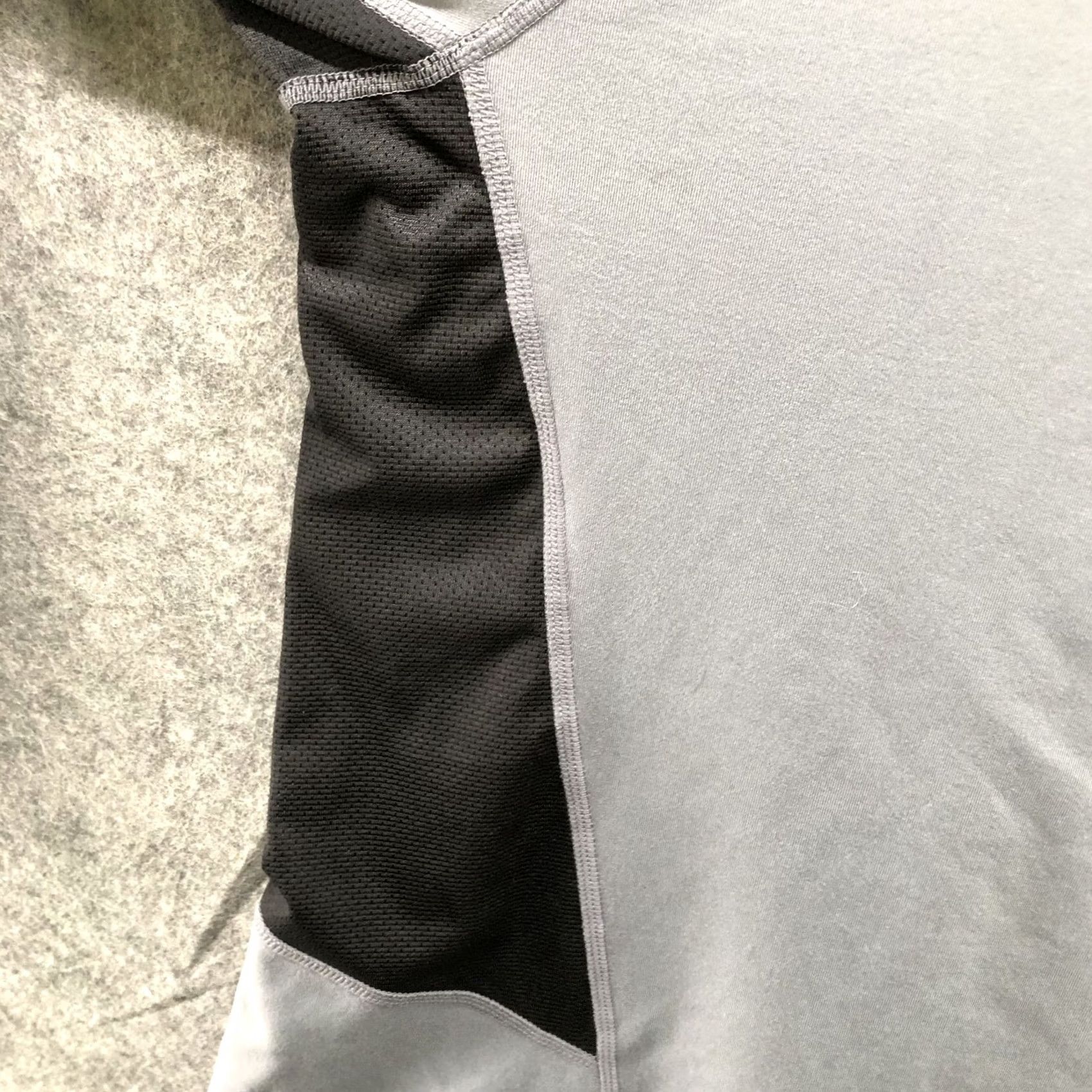 Old Navy Old Navy Active Long Sleeve Pullover Mens XL Gray Black Ventilated Fleece Lined Size US XL / EU 56 / 4 - 6 Thumbnail