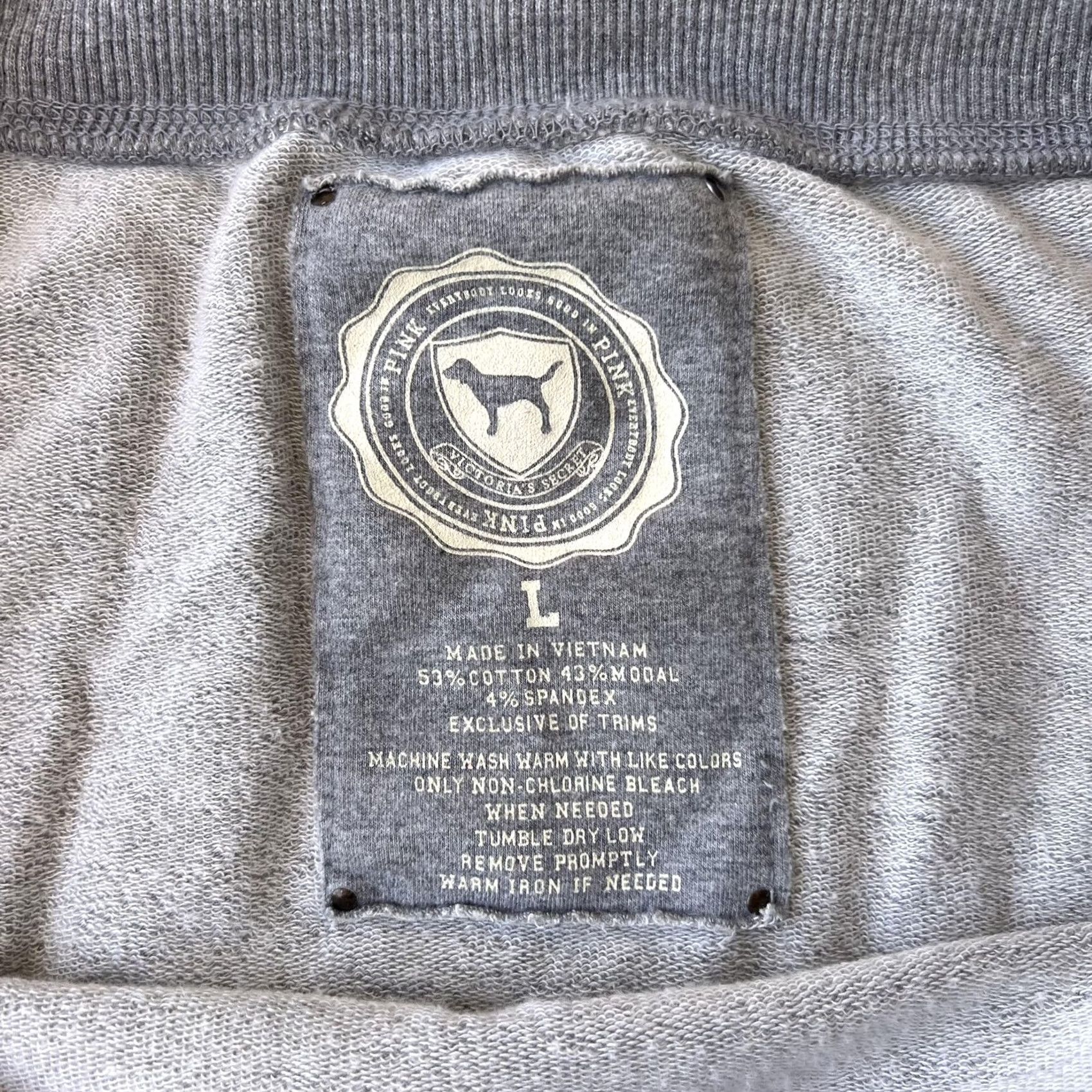 Pinko VINTAGE Victoria's Secret PINK Sweatshirt Womens Large Trophy Patch Pullover Y2K Gray Size L / US 10 / IT 46 - 3 Thumbnail
