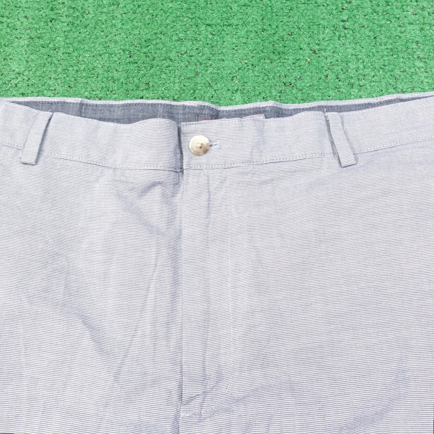 Van Heusen VAN HEUSEN Chino Shorts Mens Size 42 Flat Front Regular Fit Multicolor Casual Size US 42 / EU 58 - 2 Thumbnail