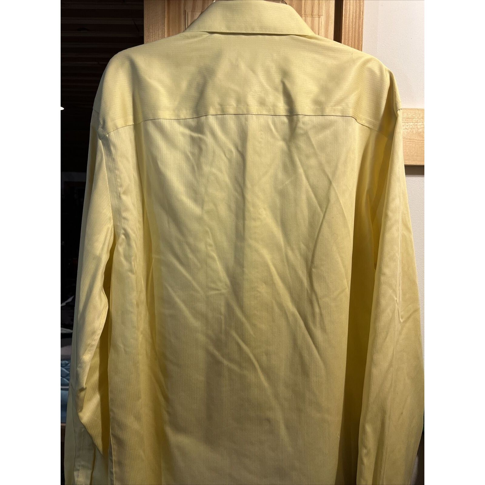 Kenneth Cole Kenneth Cole New York Men’s 15.5 34/35 Yellow Cotton Shirt Size US M / EU 48-50 / 2 - 9 Thumbnail