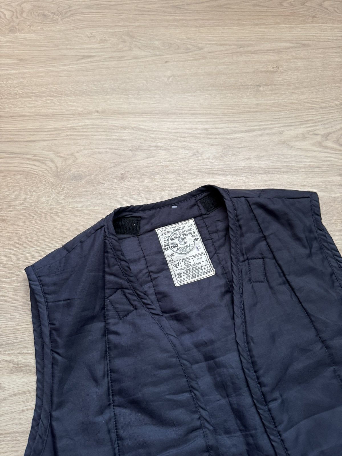 Vintage Vintage General Purpose Navy UK Army Liner Vest Size US L / EU 52-54 / 3 - 2 Thumbnail