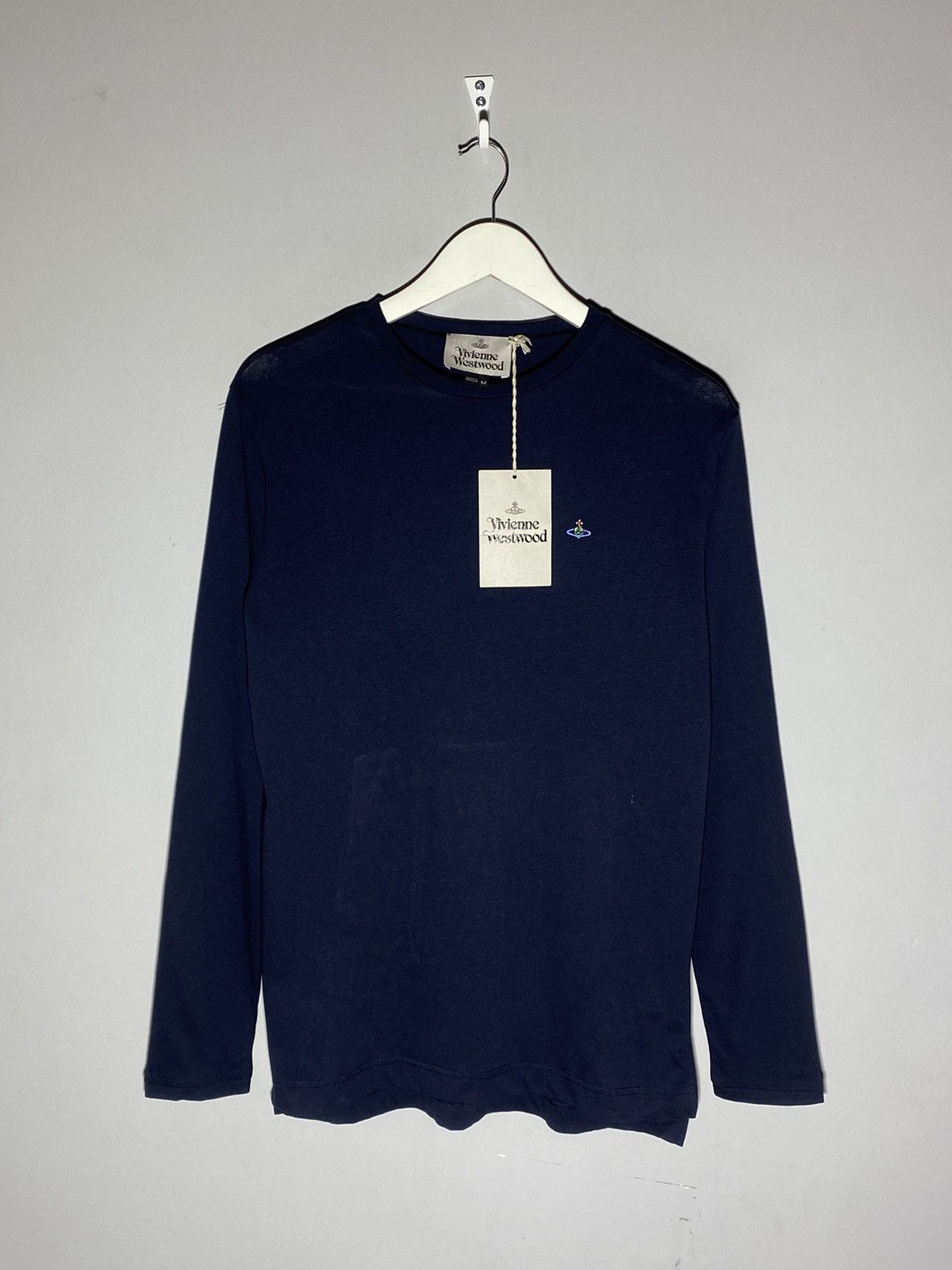 Vivienne Westwood Vivienne Westwood NWT Long Sleeve T-shirt Size US XL / EU 56 / 4 - 1 Thumbnail