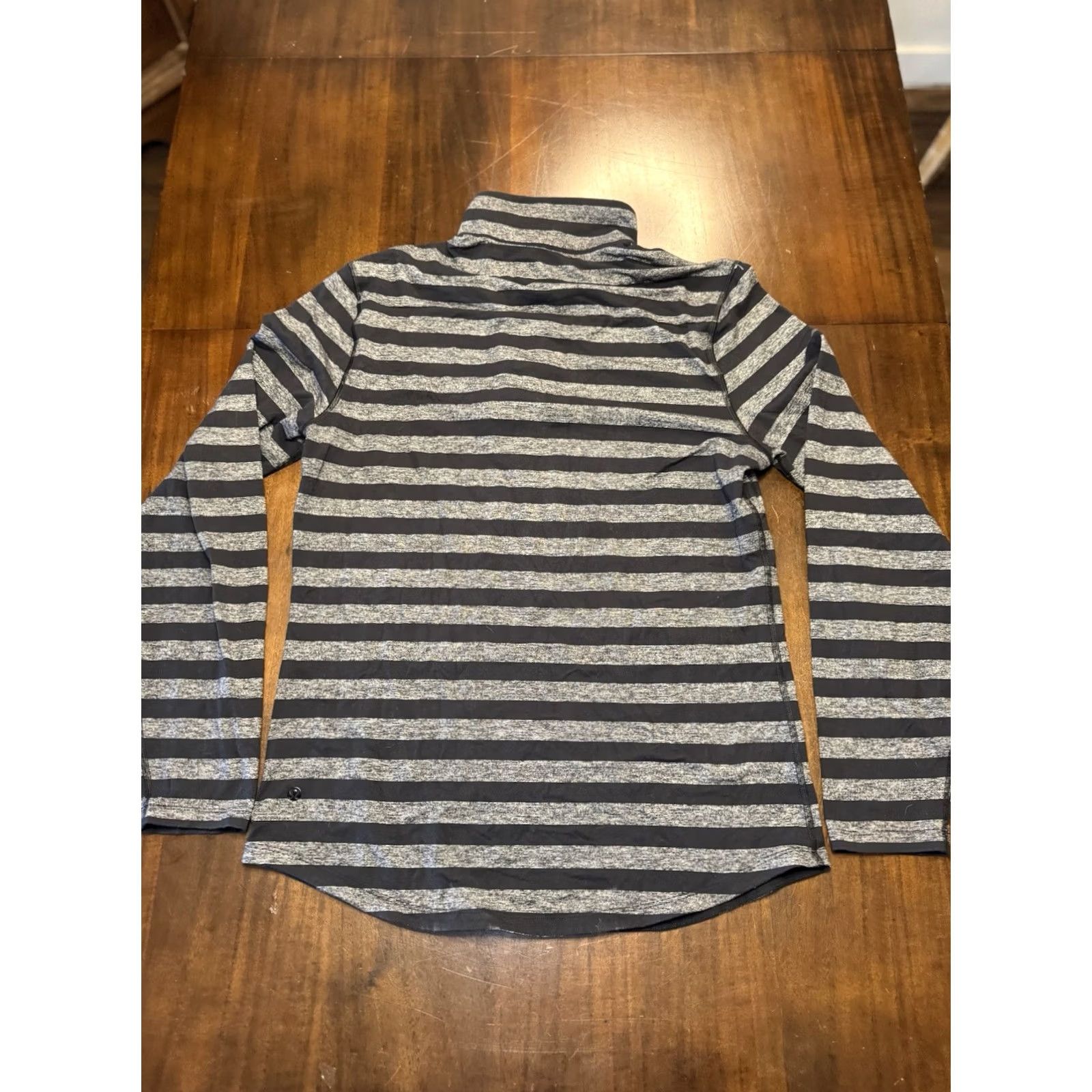 Lululemon Lululemon Shirt Mens Large Studio 1/4 Zip Classic Stripe Heathered Gray Black Size US L / EU 52-54 / 3 - 7 Thumbnail