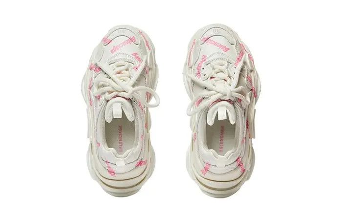 Balenciaga o1tr1nto0226 KIDS Size: 33 / Triple S Logotype Sneaker White Size US 4 / IT 34 - 3 Thumbnail