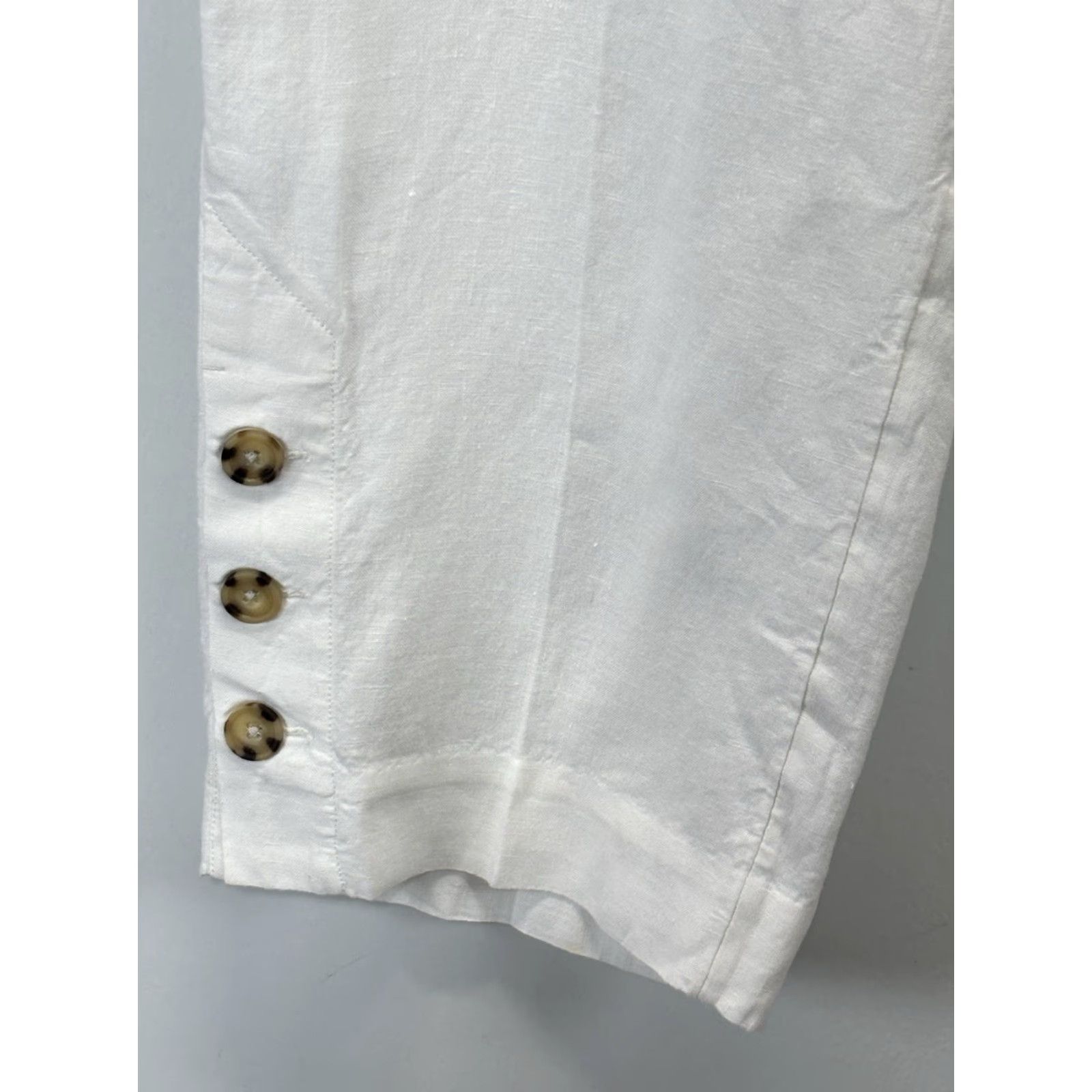 Vintage VINTAGE Chico's Linen Crop Pants Beach White XL Regular Women Pants Linen Pull On Button Closure Tapered Cropped Comfort Size XL Women Size 40" / US 18 - 5 Thumbnail