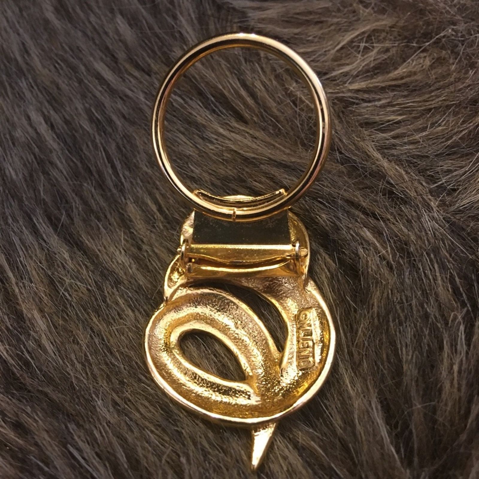 Vintage Vintage MJENT signed gold tone swirl scarf clip Size ONE SIZE - 5 Thumbnail