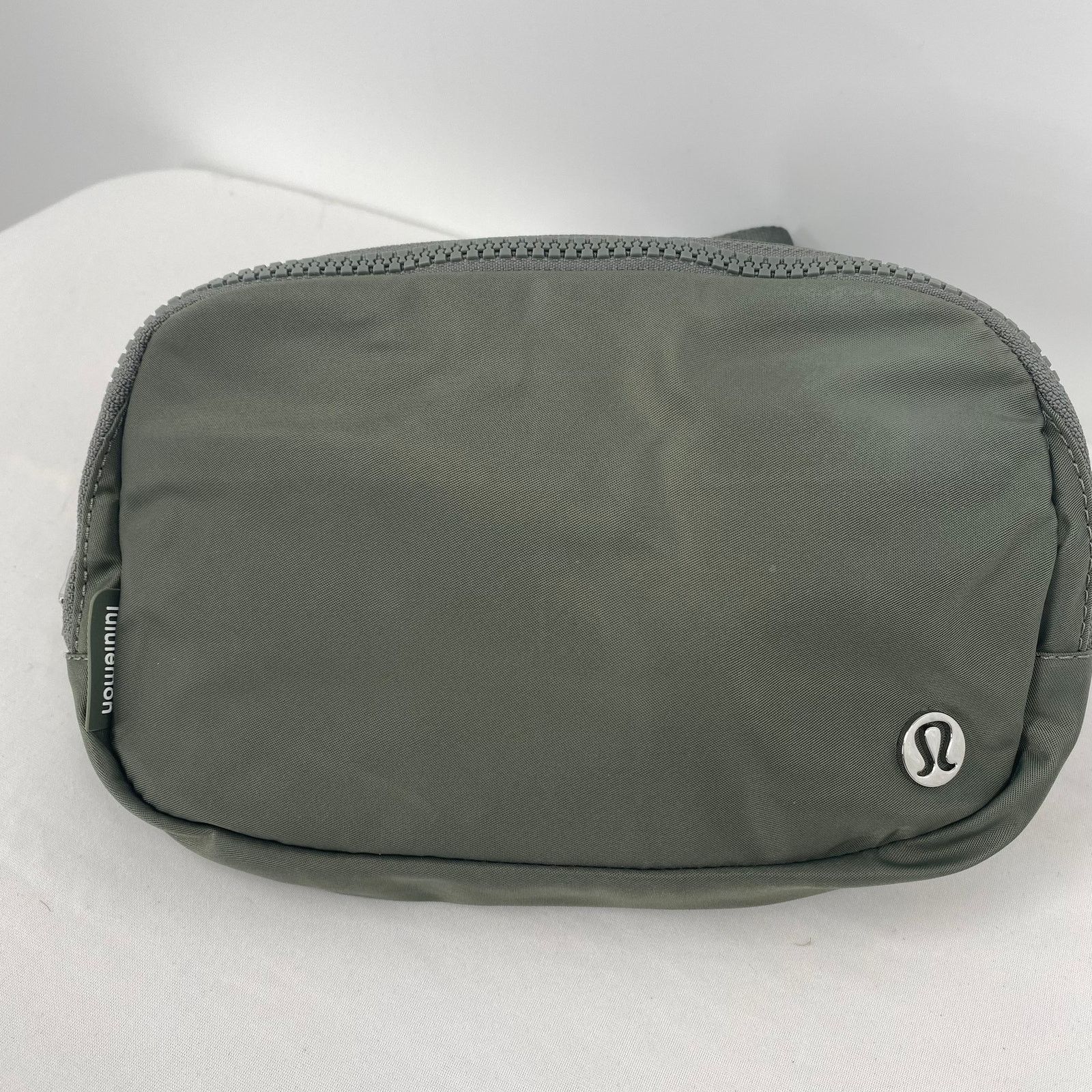 Lululemon Lululemon Green Everywhere Belt Bag New With Tags Size ONE SIZE - 2 Thumbnail