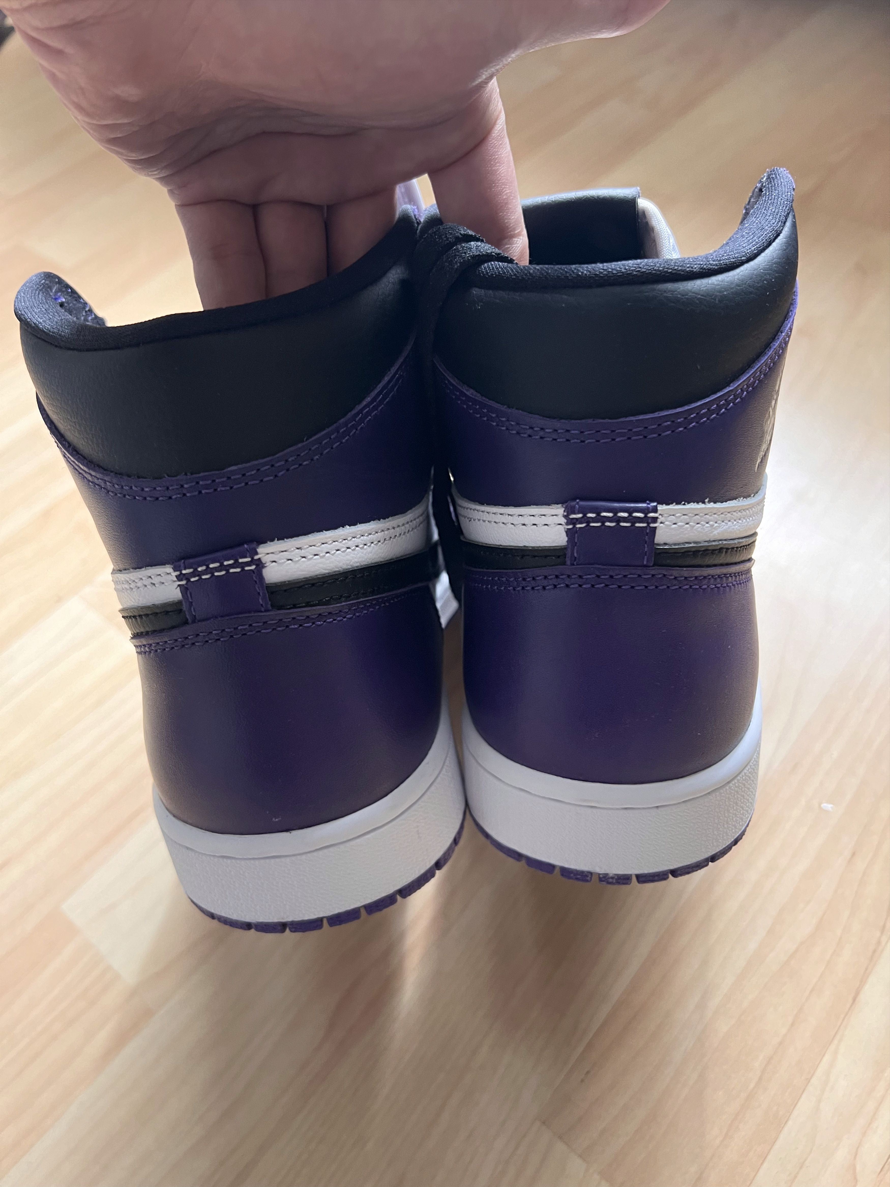 Jordan Brand Air Jordan 1 Court purple Size US 10 / EU 43 - 4 Thumbnail