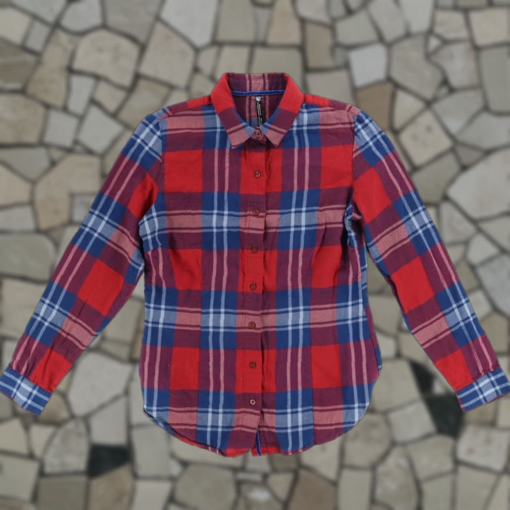 Vintage Kuhl Light Flannel Plaid Long Sleeve Button Up Shirt Red Women's S Size S / US 4 / IT 40 - 1 Thumbnail